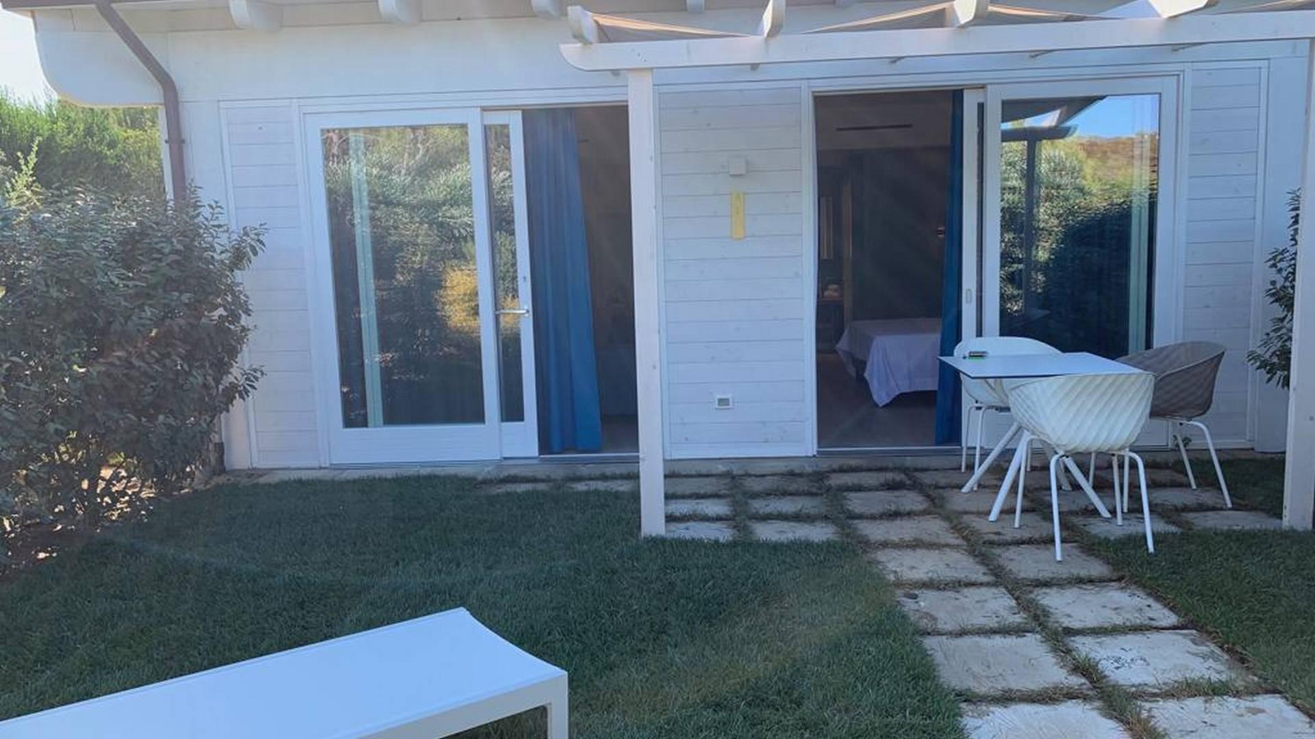 Gusmay Beach Resort Hotel Gusmay