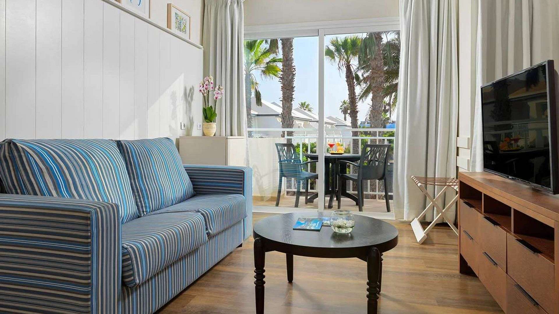 H10 Ocean Suites