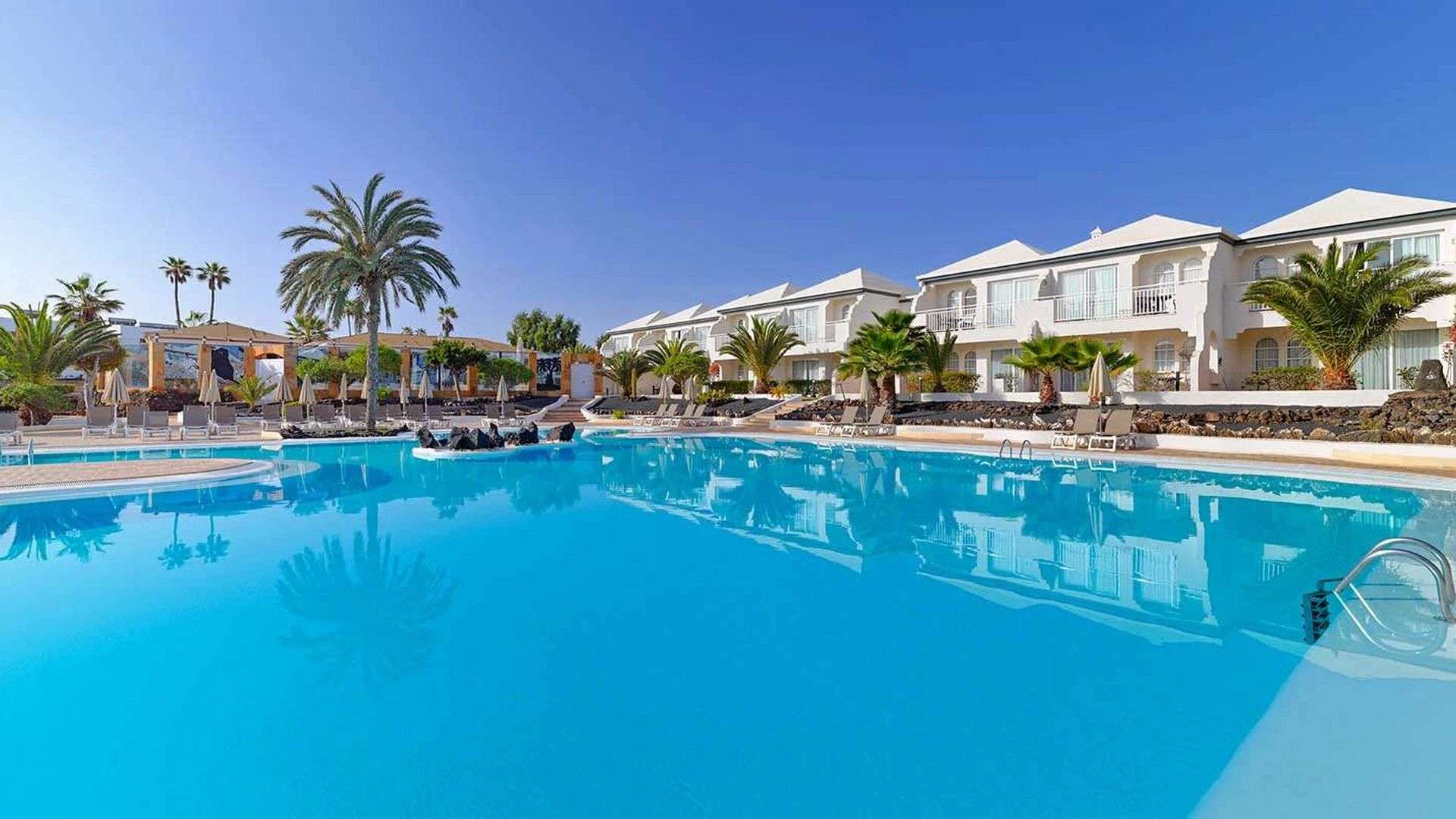 H10 Ocean Suites