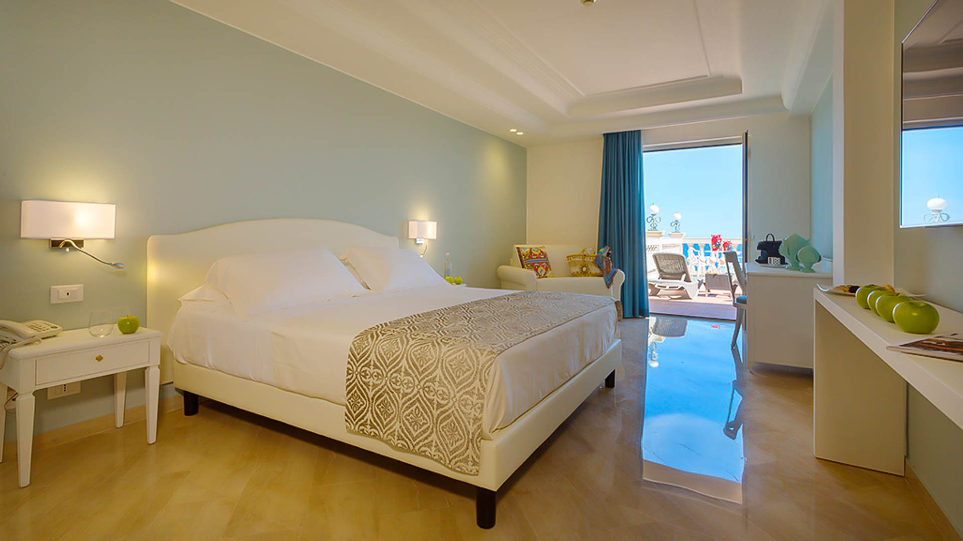Hellenia Yachting Hotel