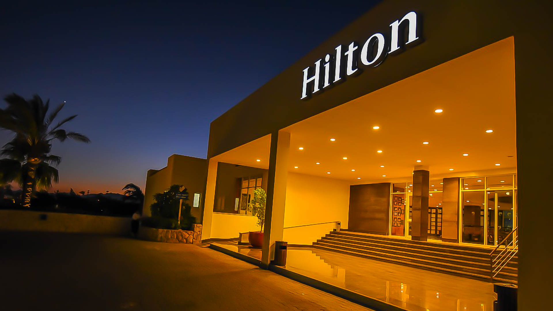 Hilton Sharks Bay