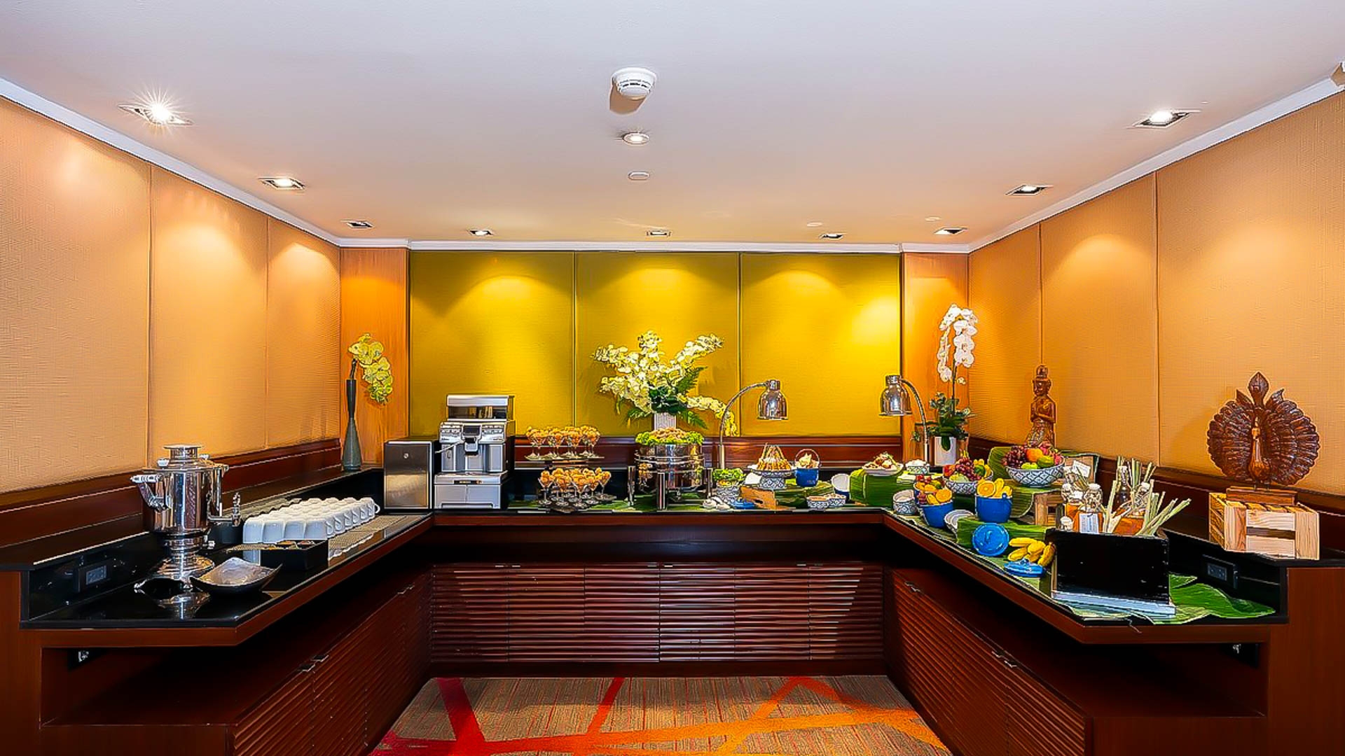 Kappa Club Holiday Inn Bangkok Silom