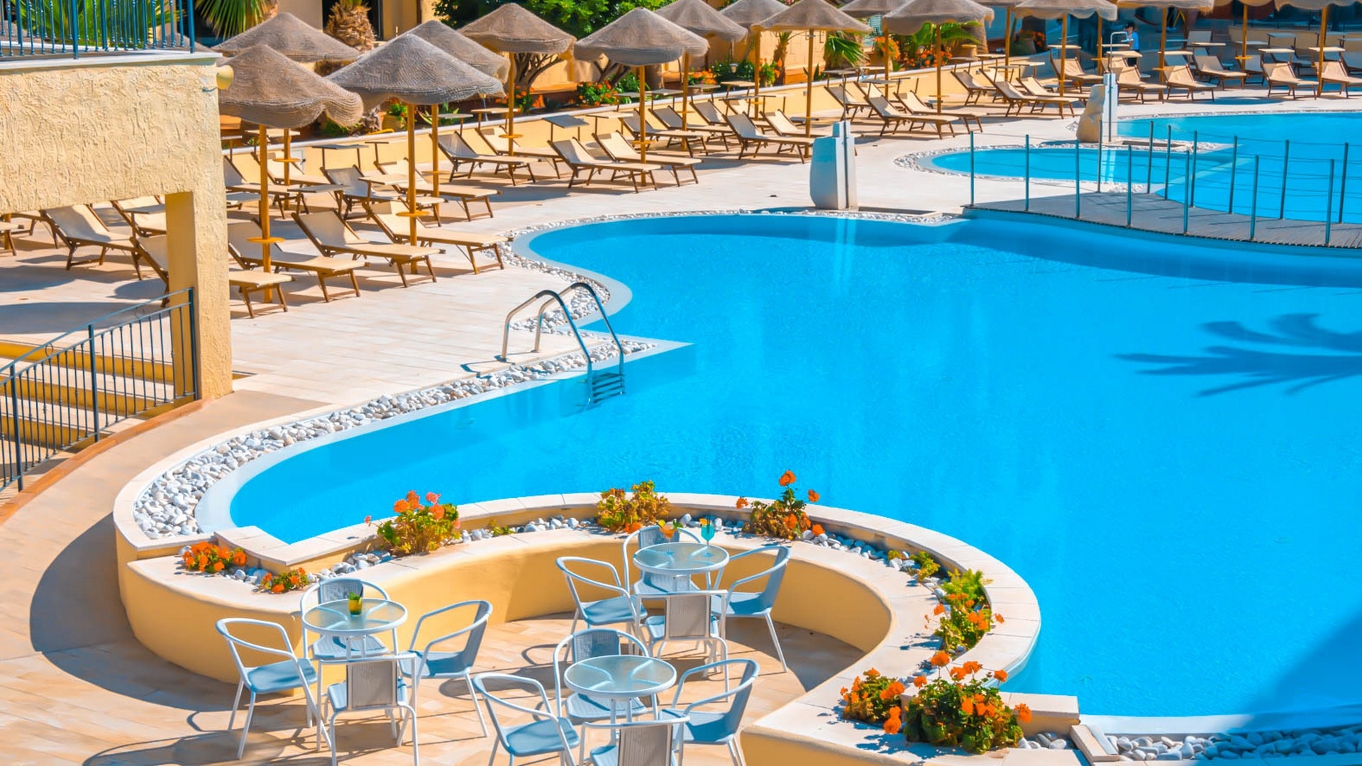 Hoops Hotel