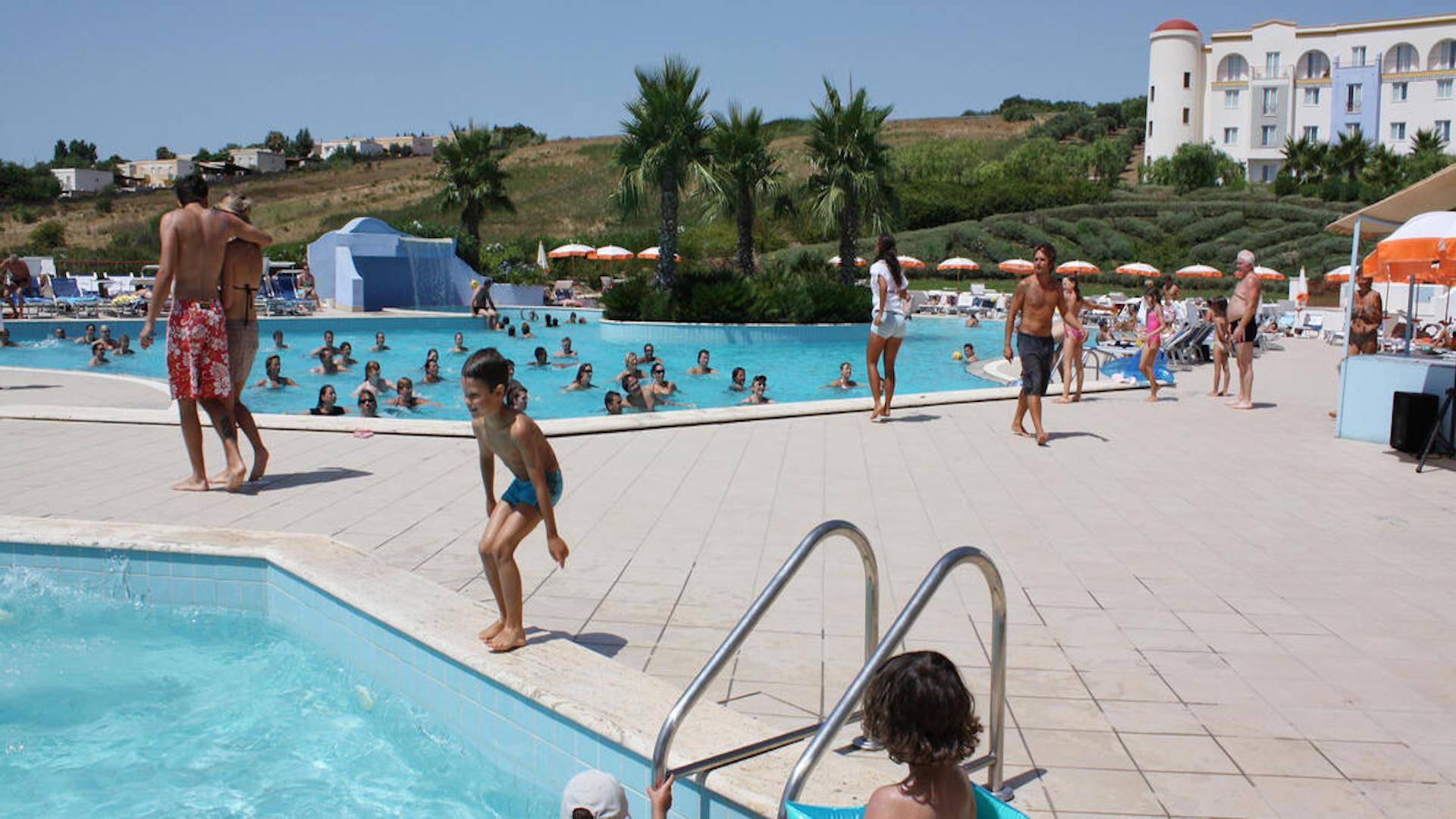 Costanza Beach Club