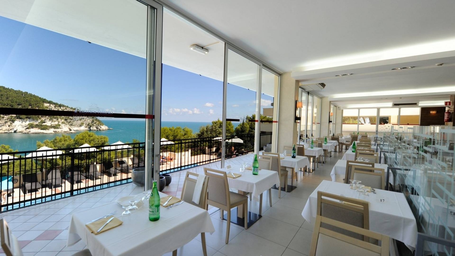 Hotel del Faro - Pugnochiuso Resort