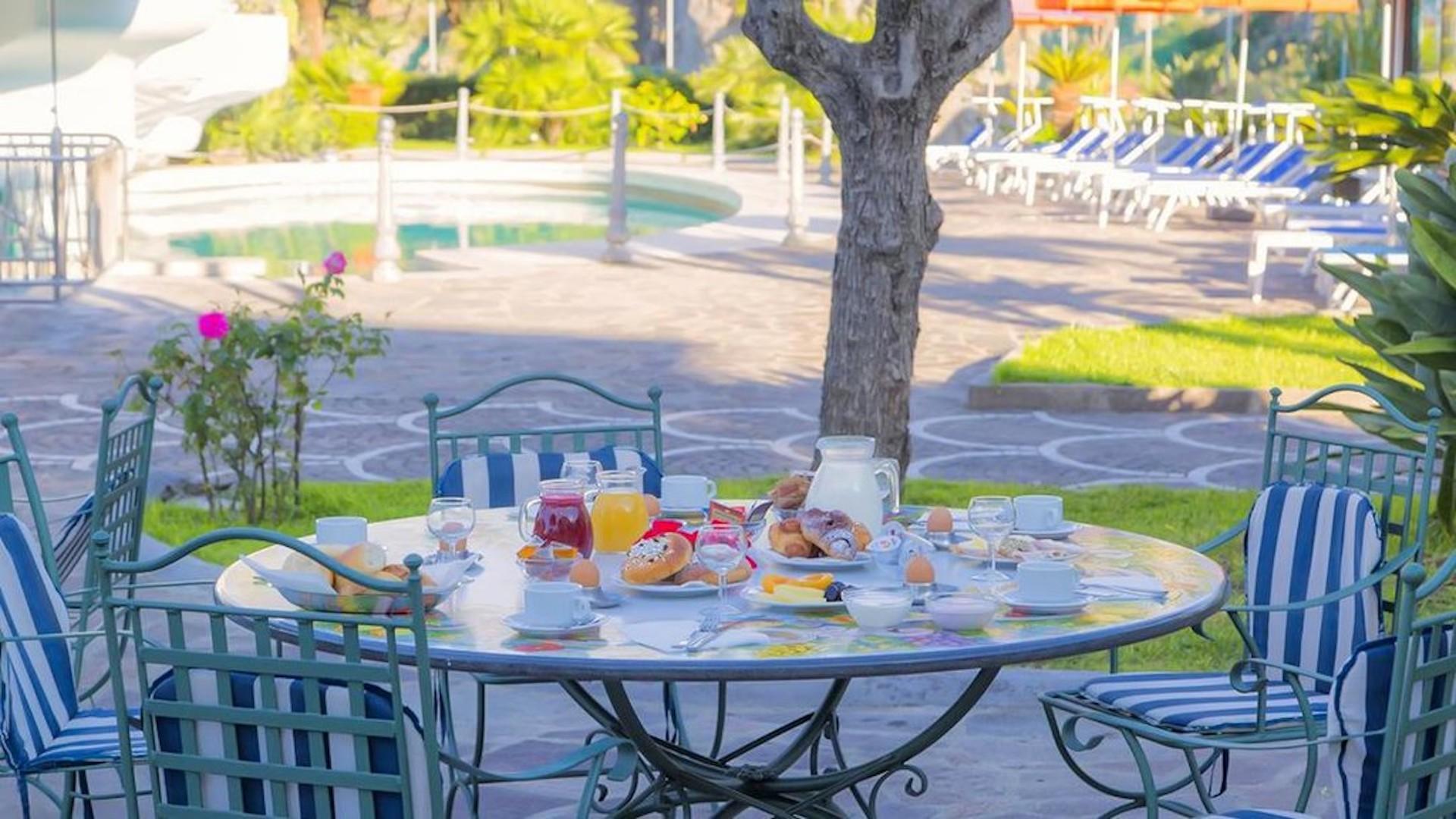 Hotel Zaro