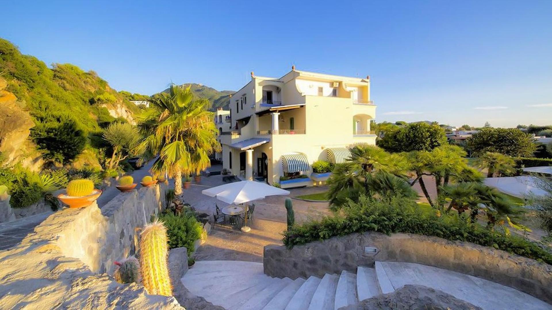 Hotel Zaro