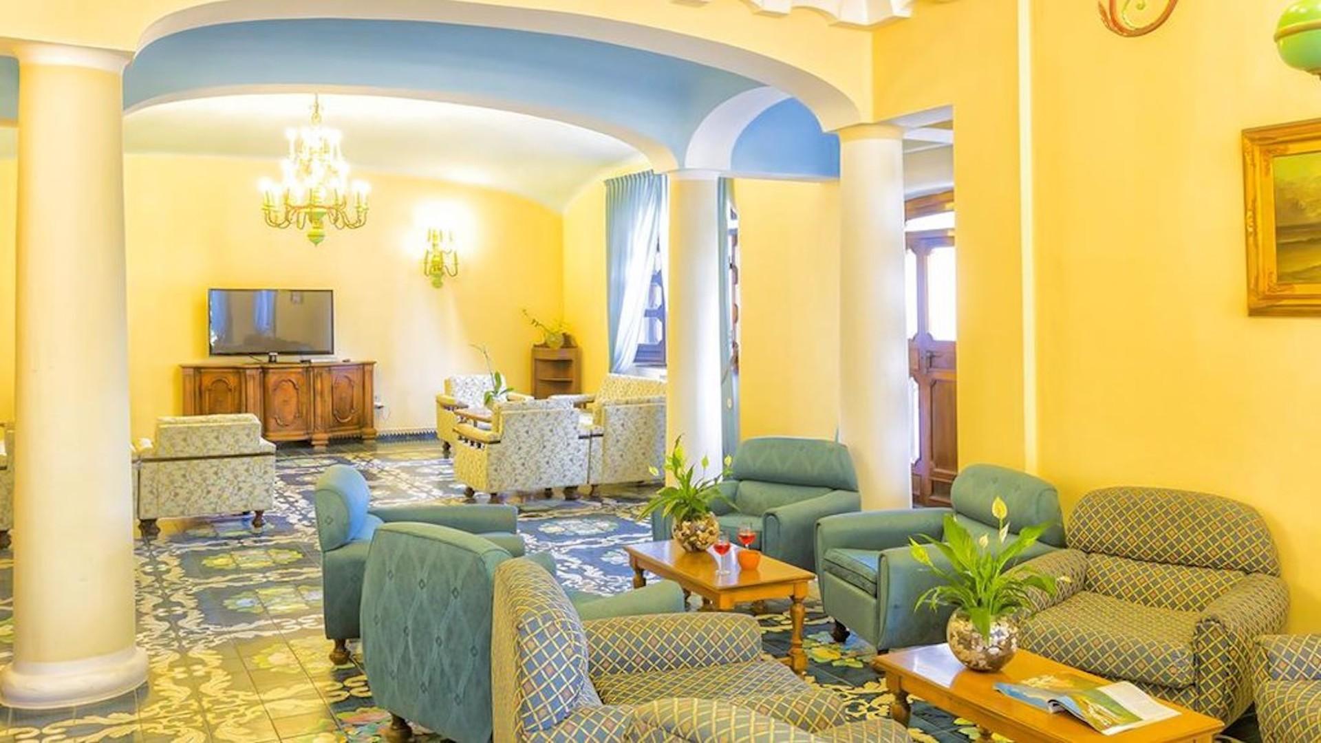 Hotel Zaro