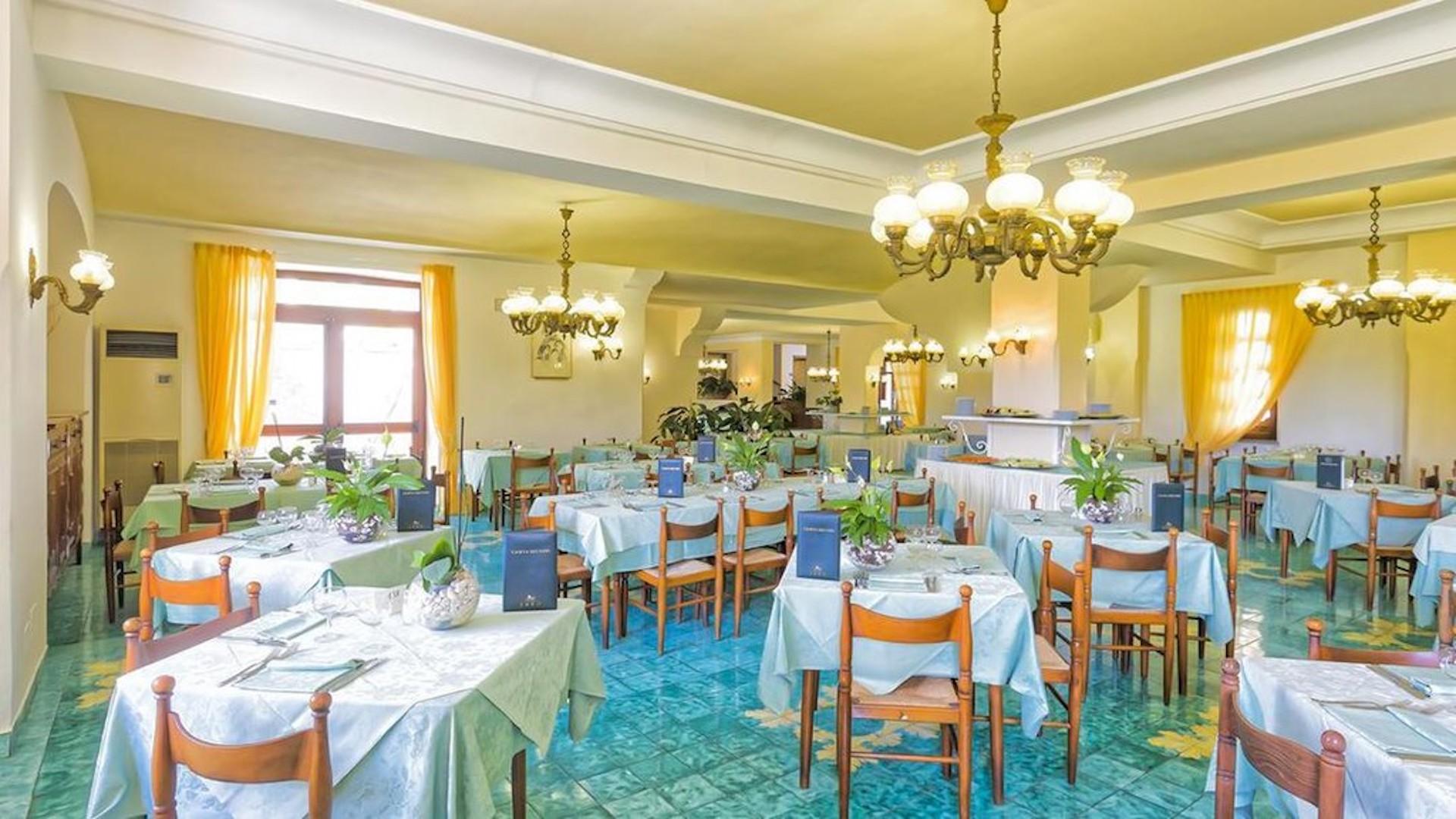 Hotel Zaro