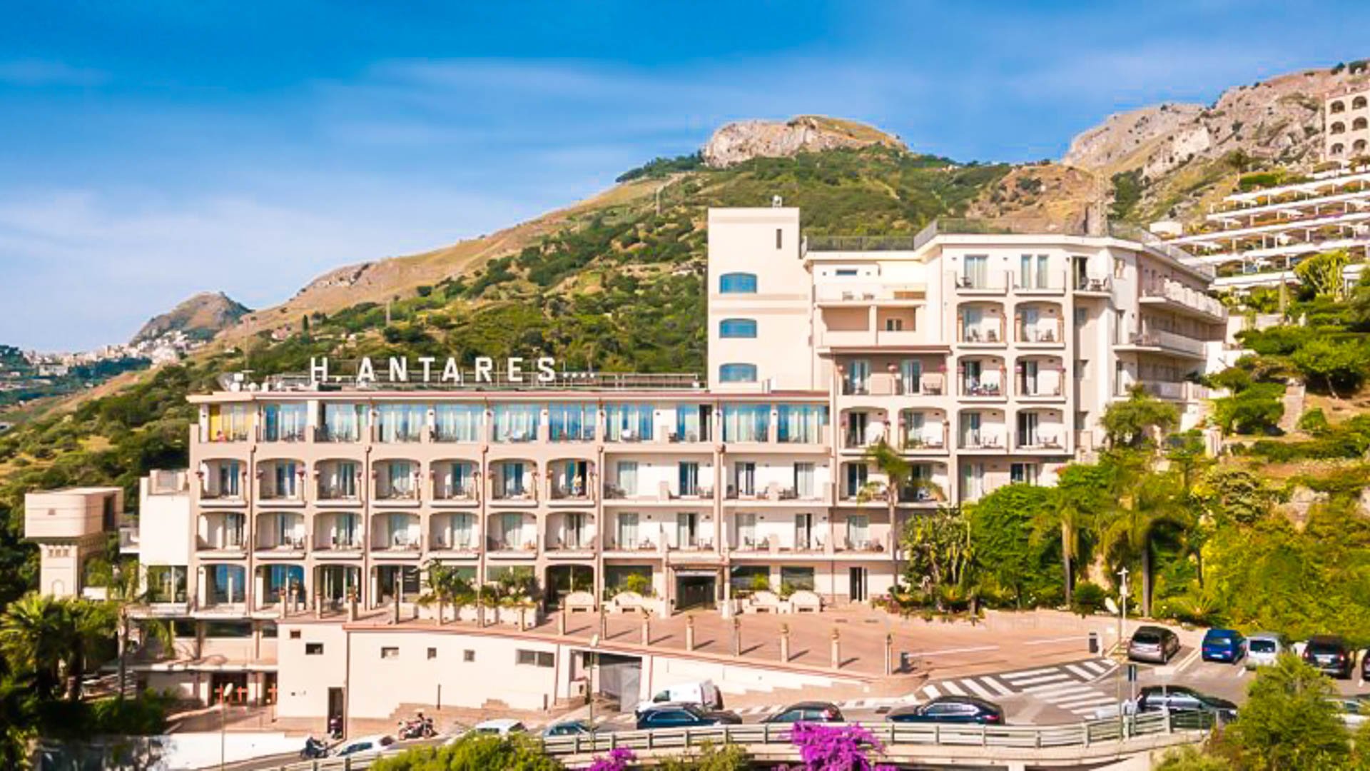 Hotel Antares
