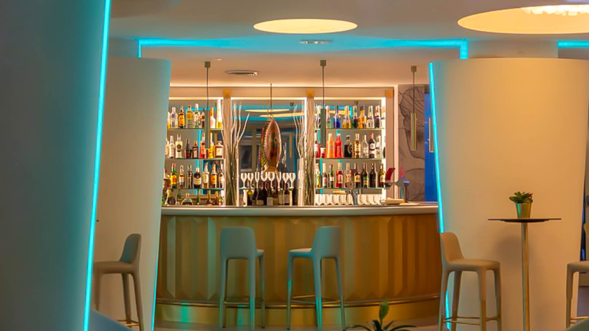 Hotel Antares