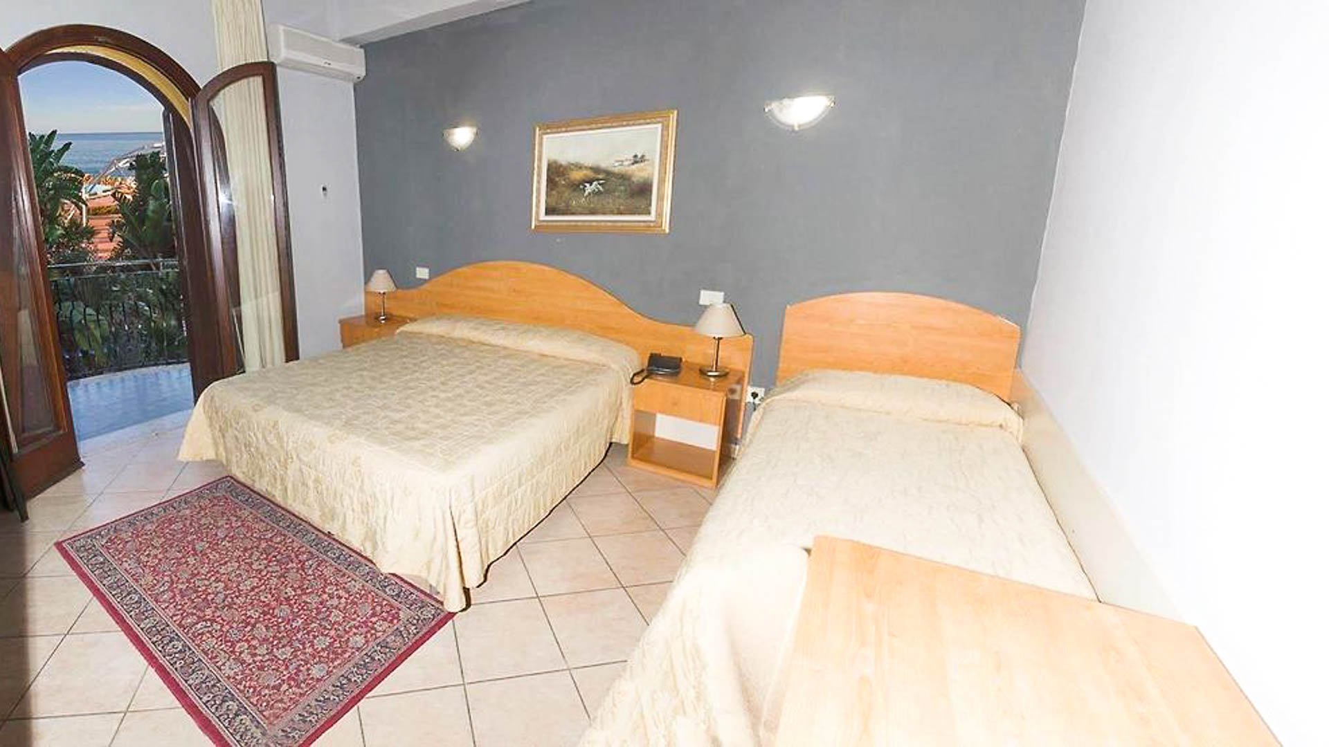 Hotel La Playa