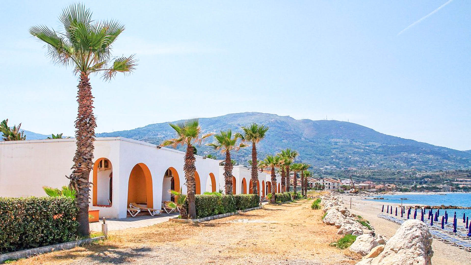 Hotel La Playa