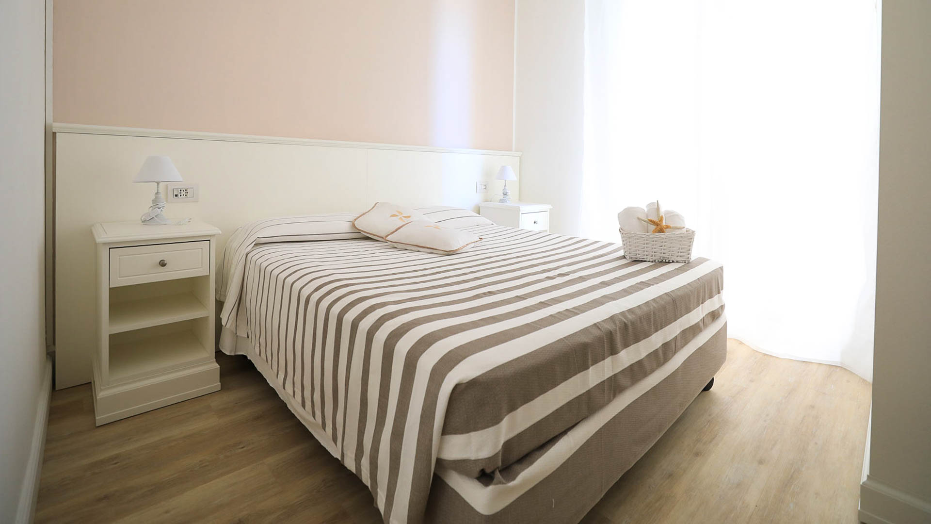 Hotel Continental Pietra Ligure