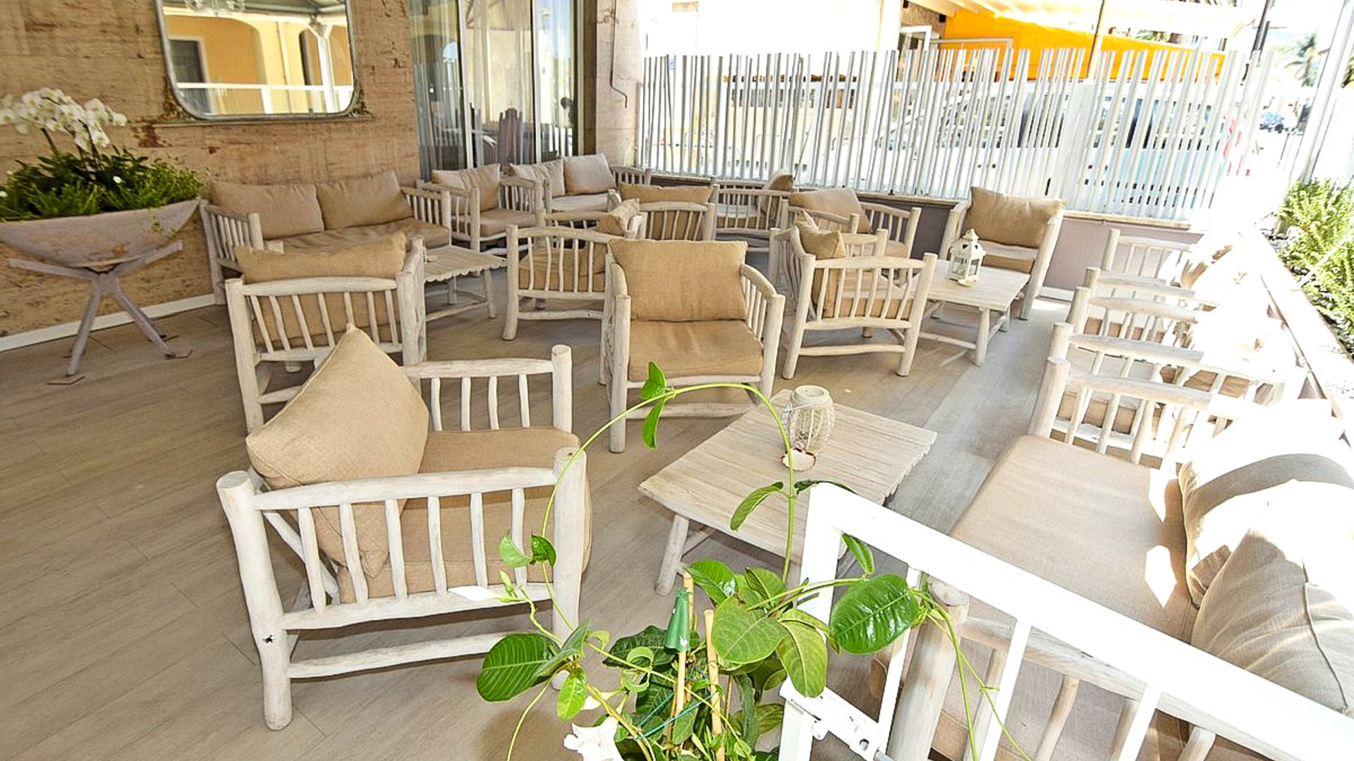 Hotel Continental Pietra Ligure
