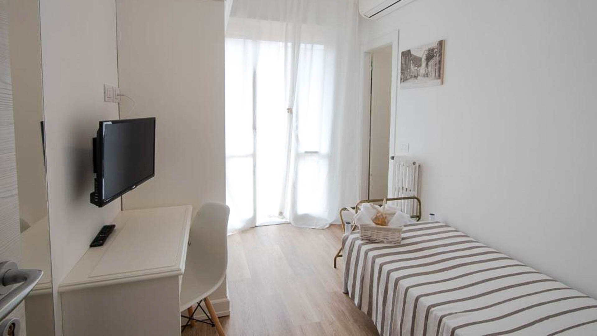 Hotel Continental Pietra Ligure