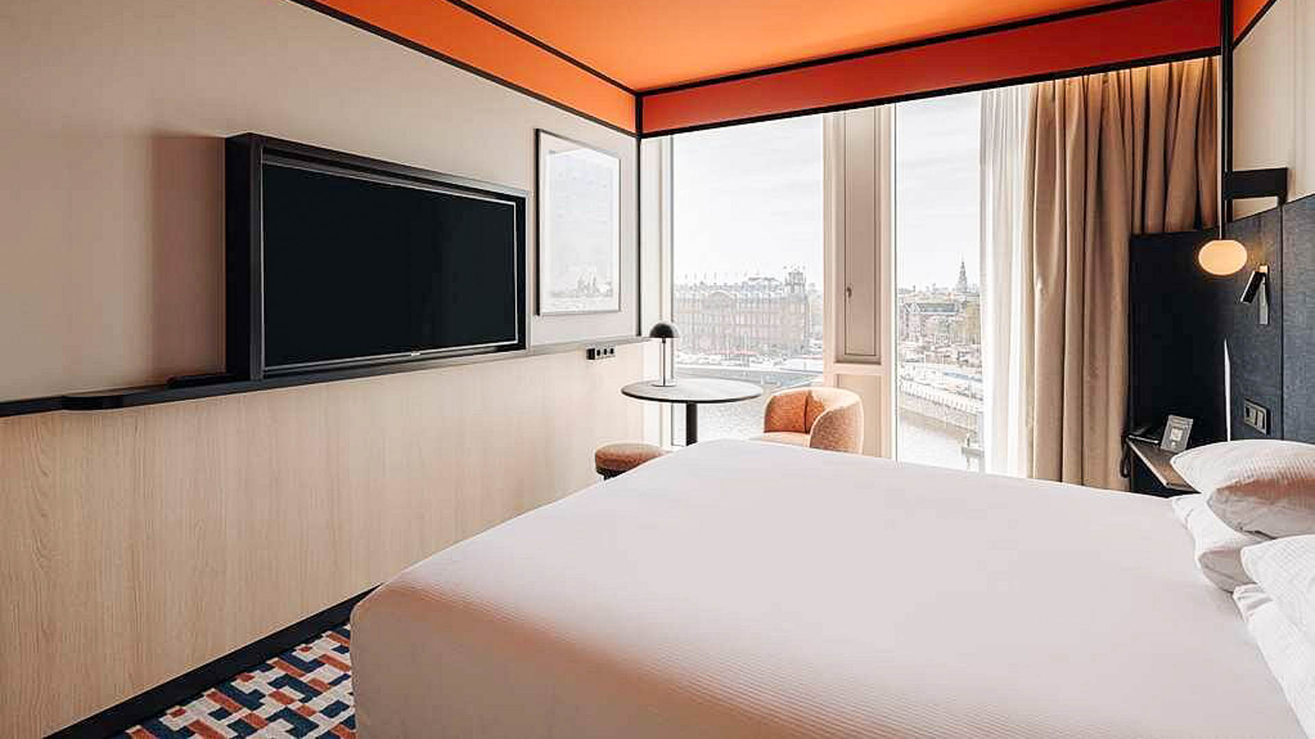 Hotel Doubletree by Hilton - central station