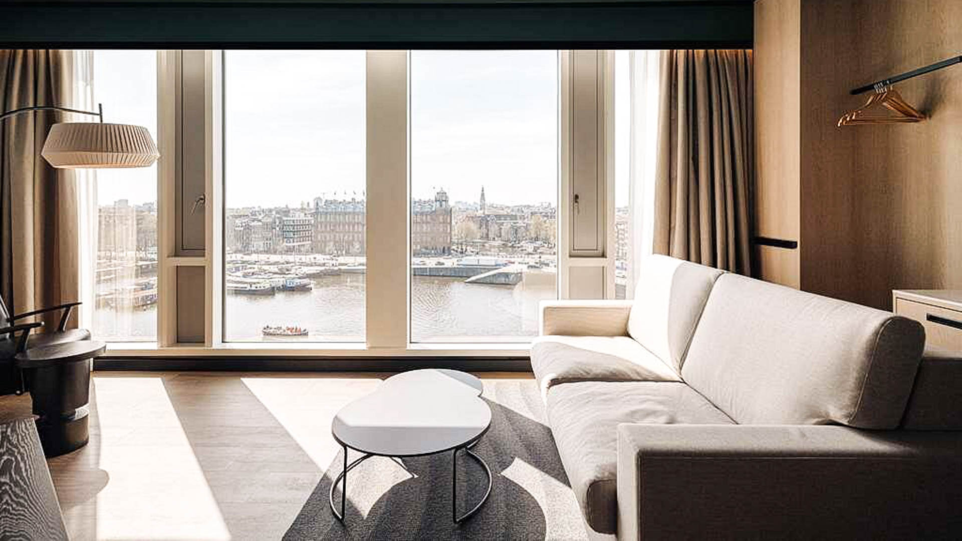Hotel Doubletree by Hilton - central station
