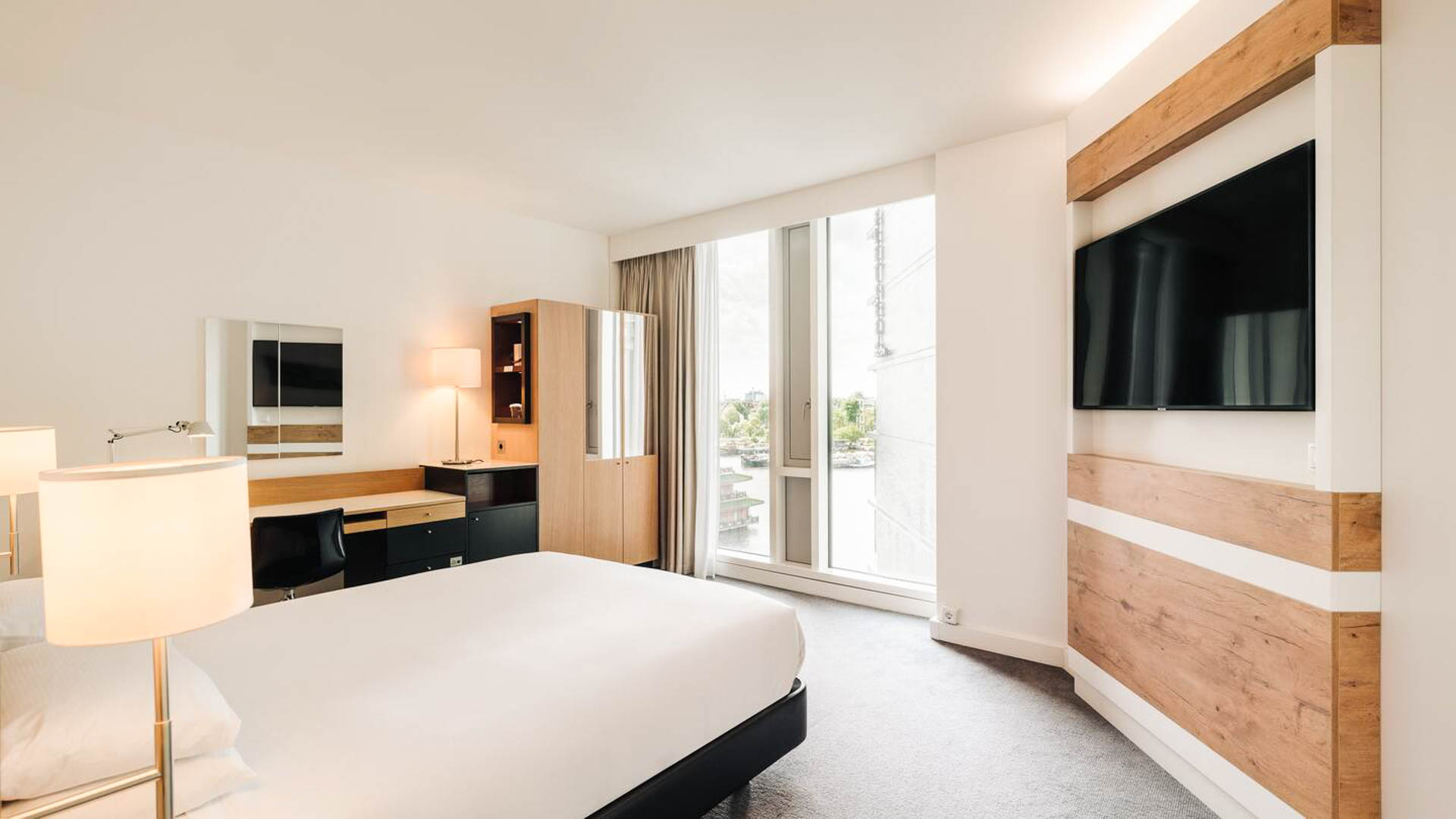 Hotel Doubletree by Hilton - central station