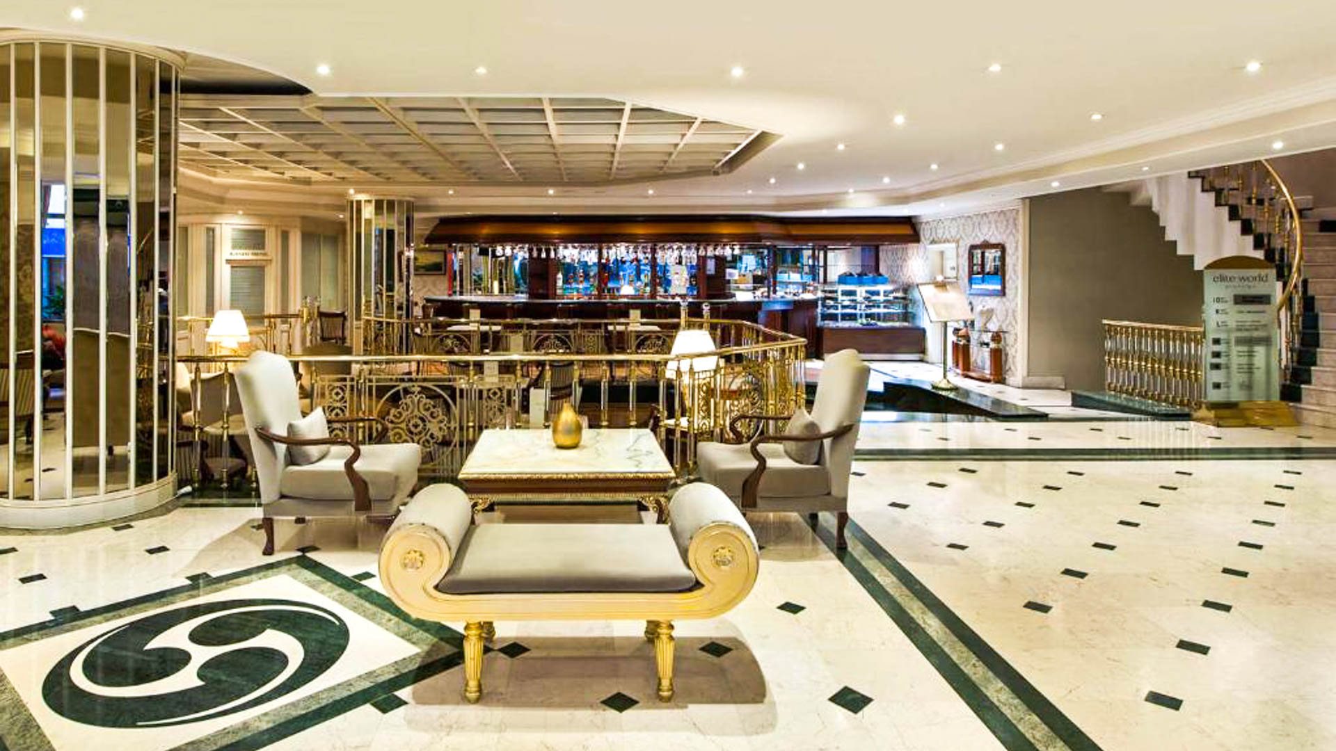 Elite World Comfy Taksim