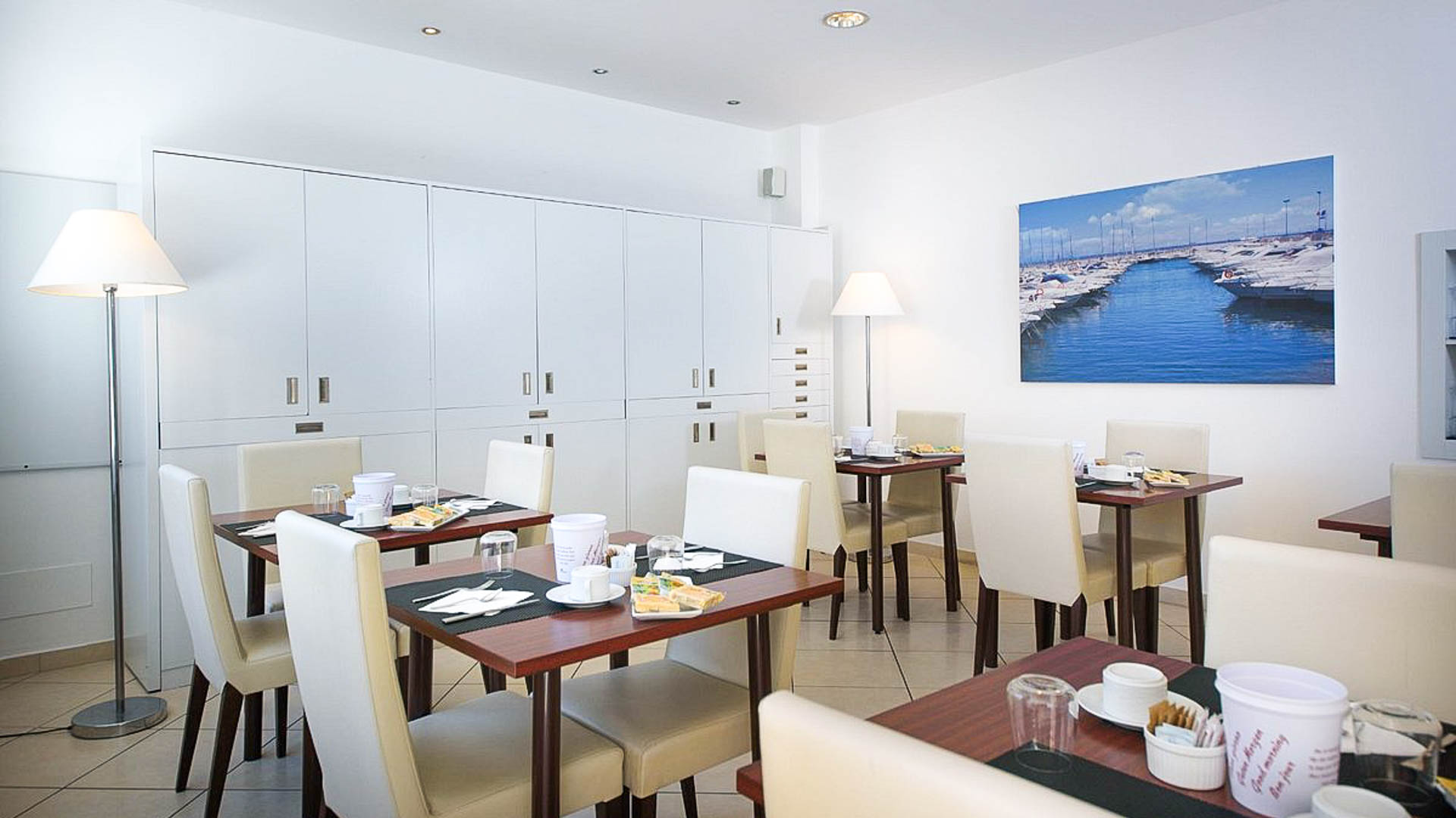 Hotel La Marina