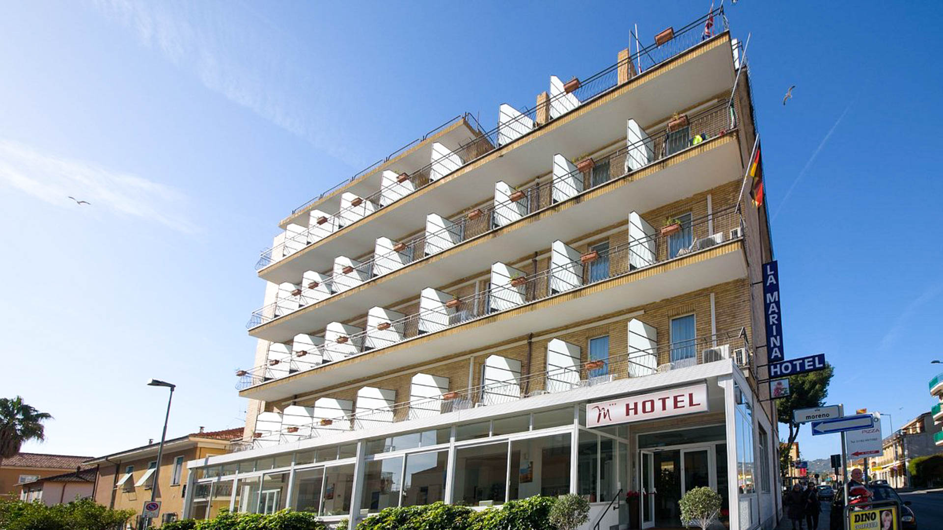 Hotel La Marina