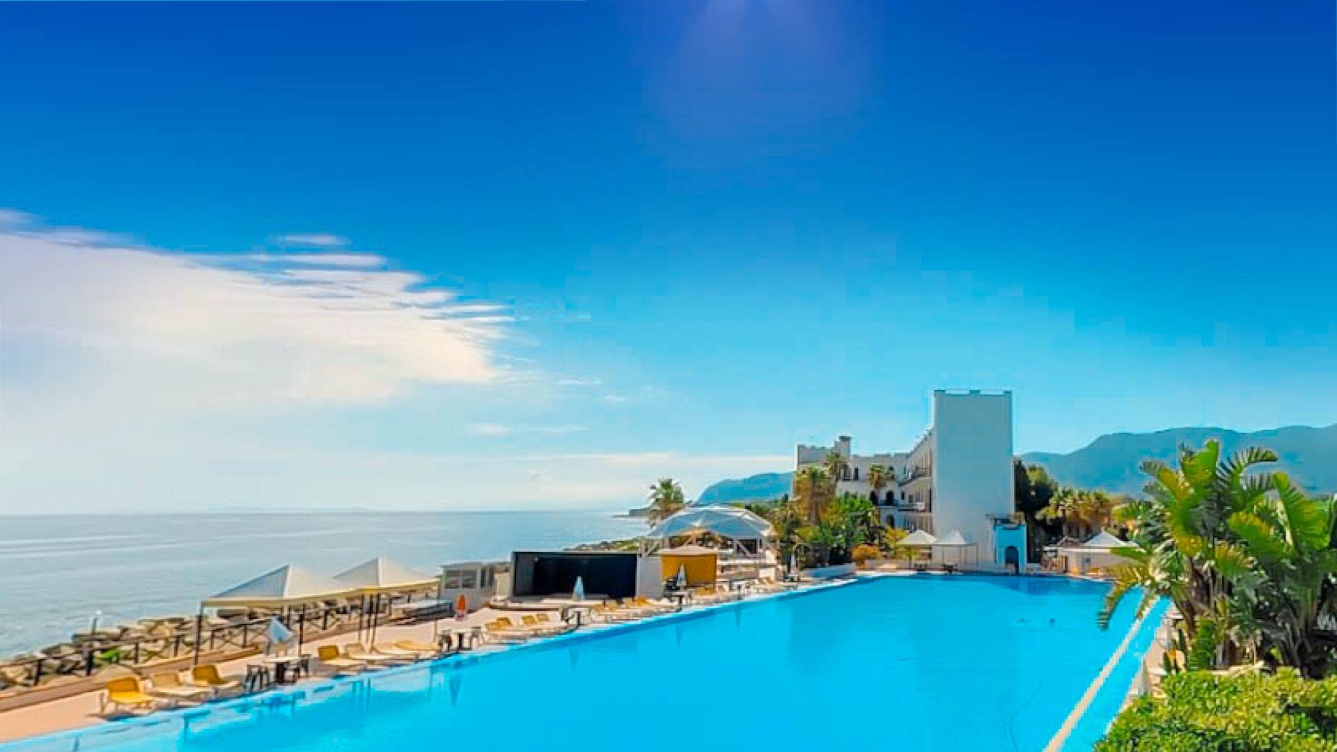 Hotel La Playa