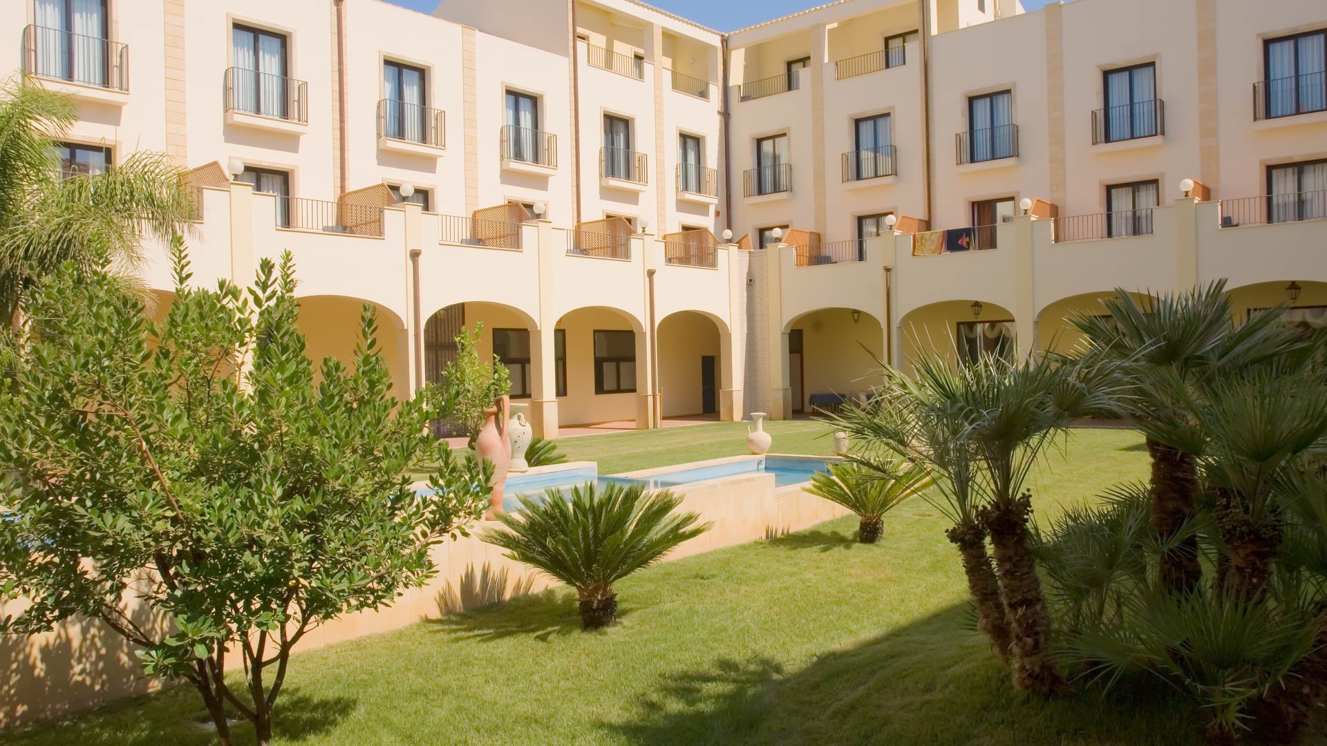 Mahara Hotel