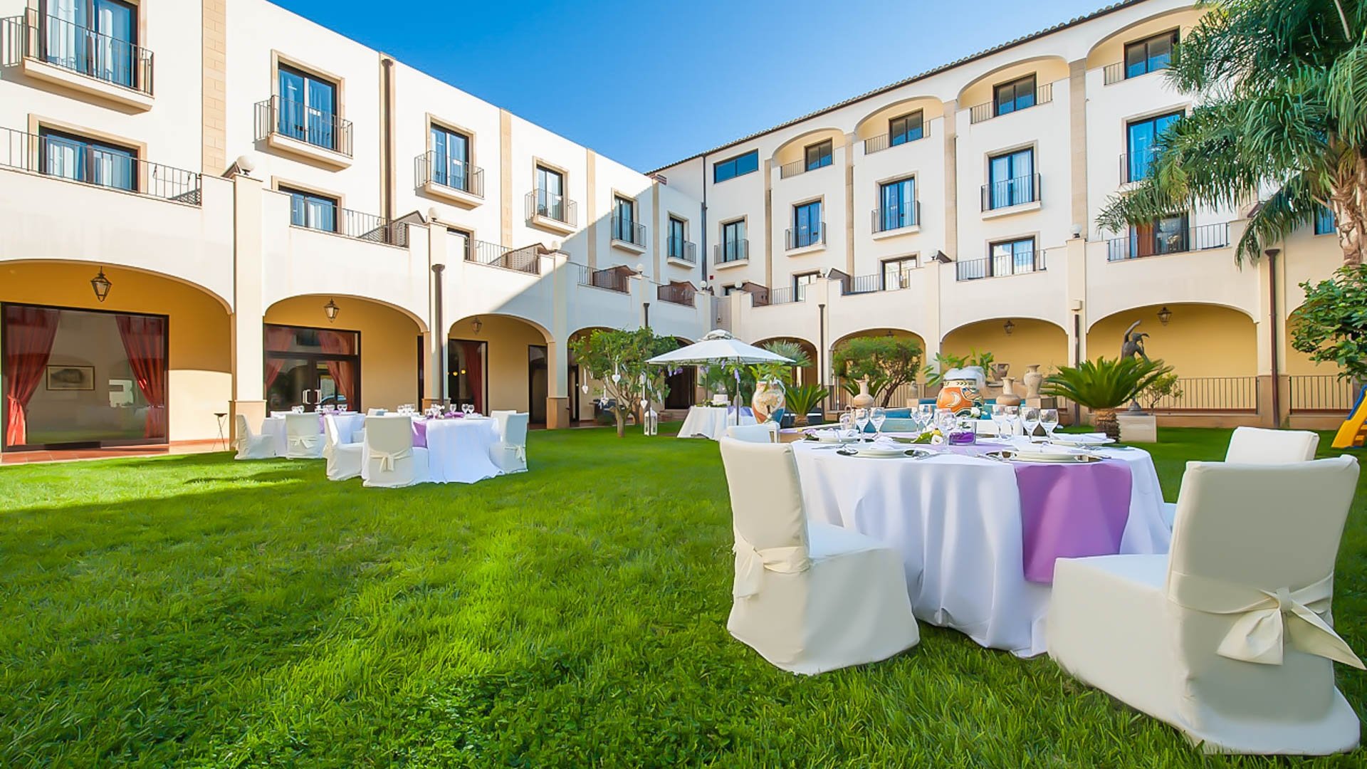 Mahara Hotel