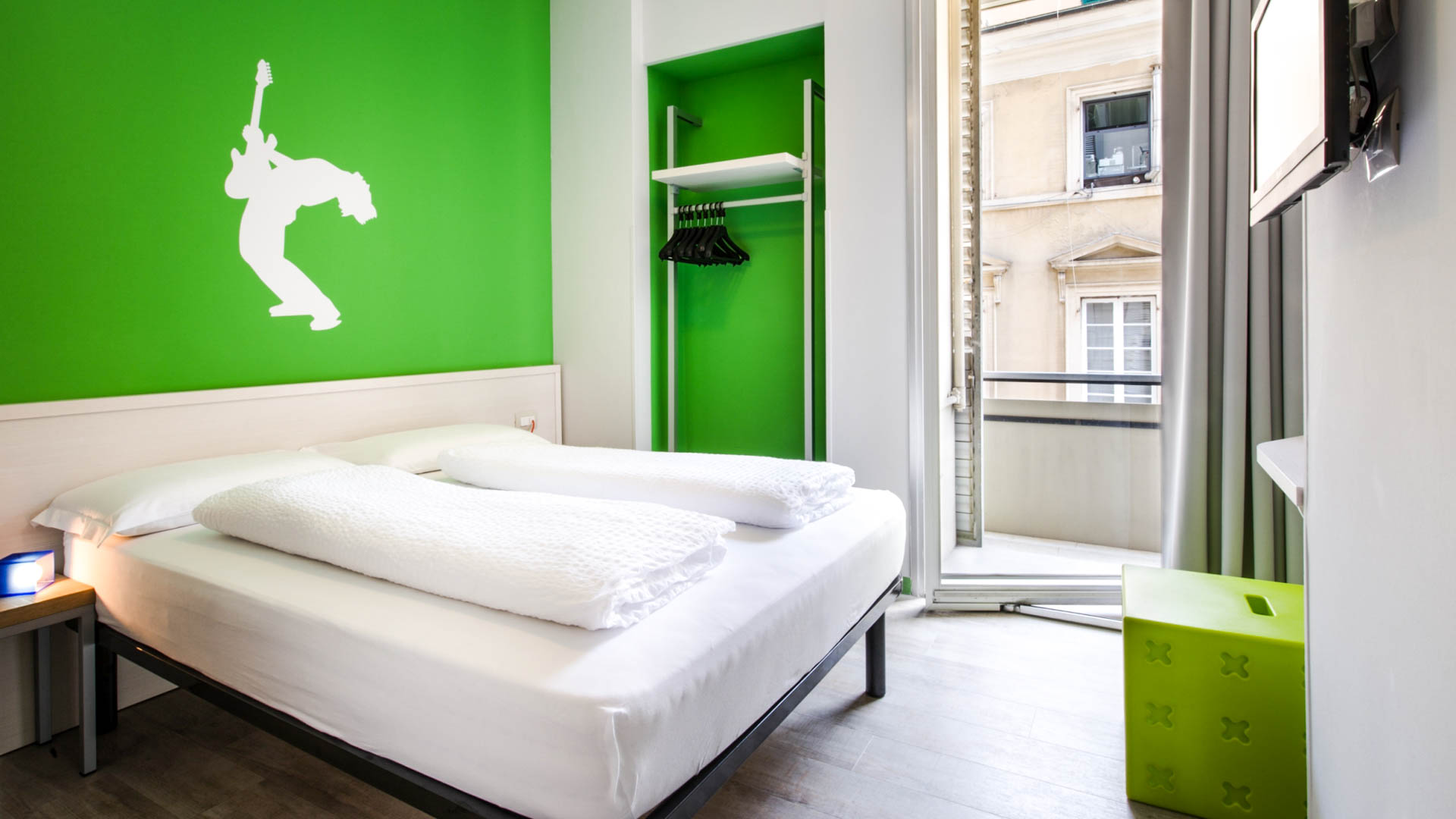 Hotel Nologo