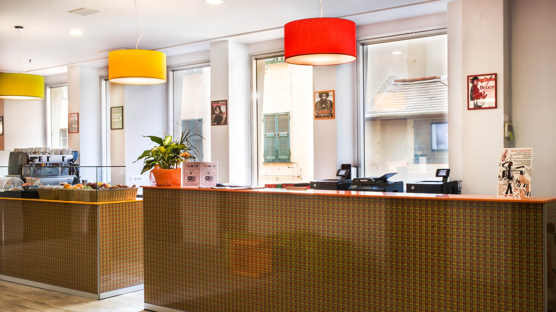 Hotel Nologo