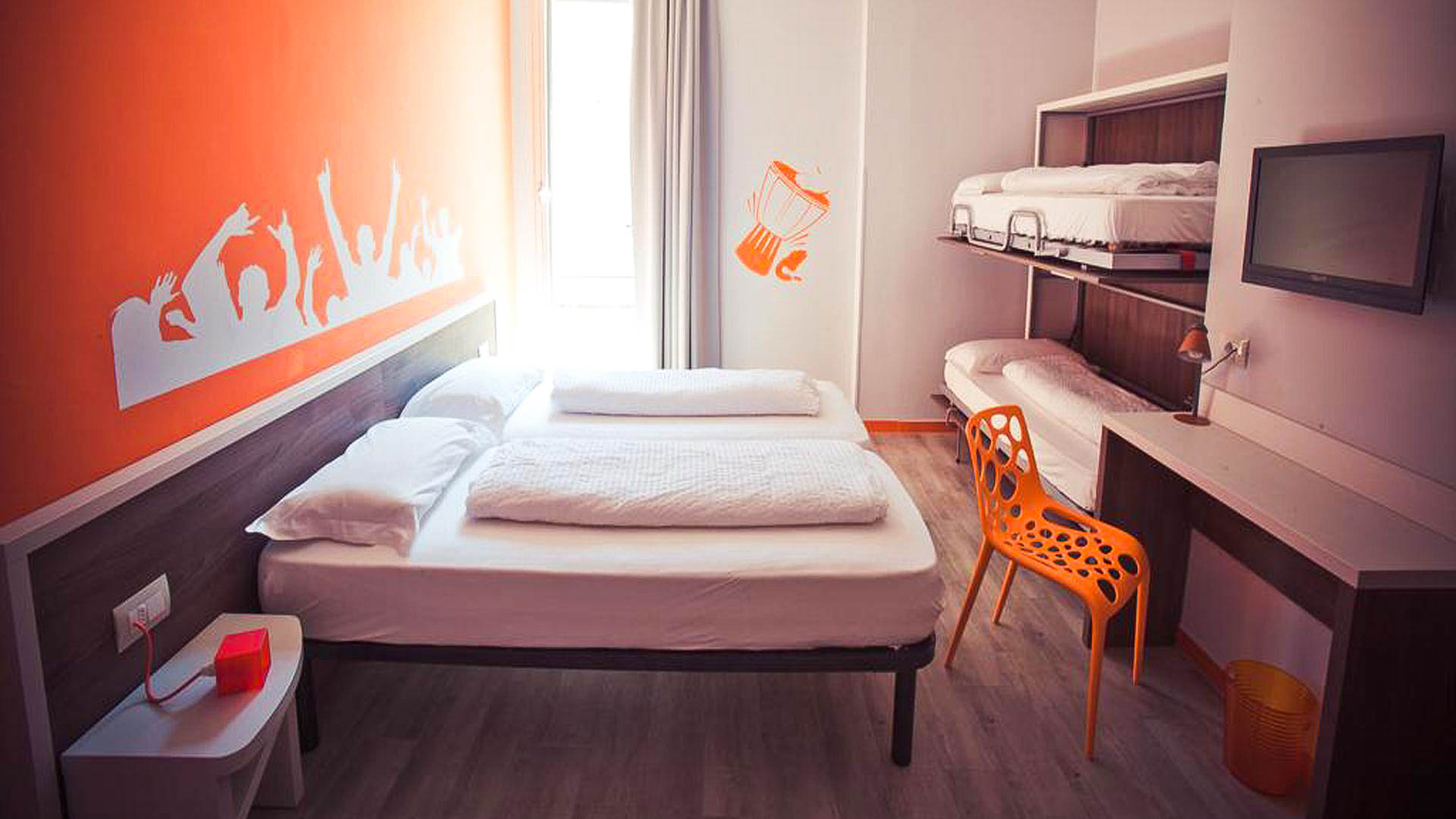 Hotel Nologo