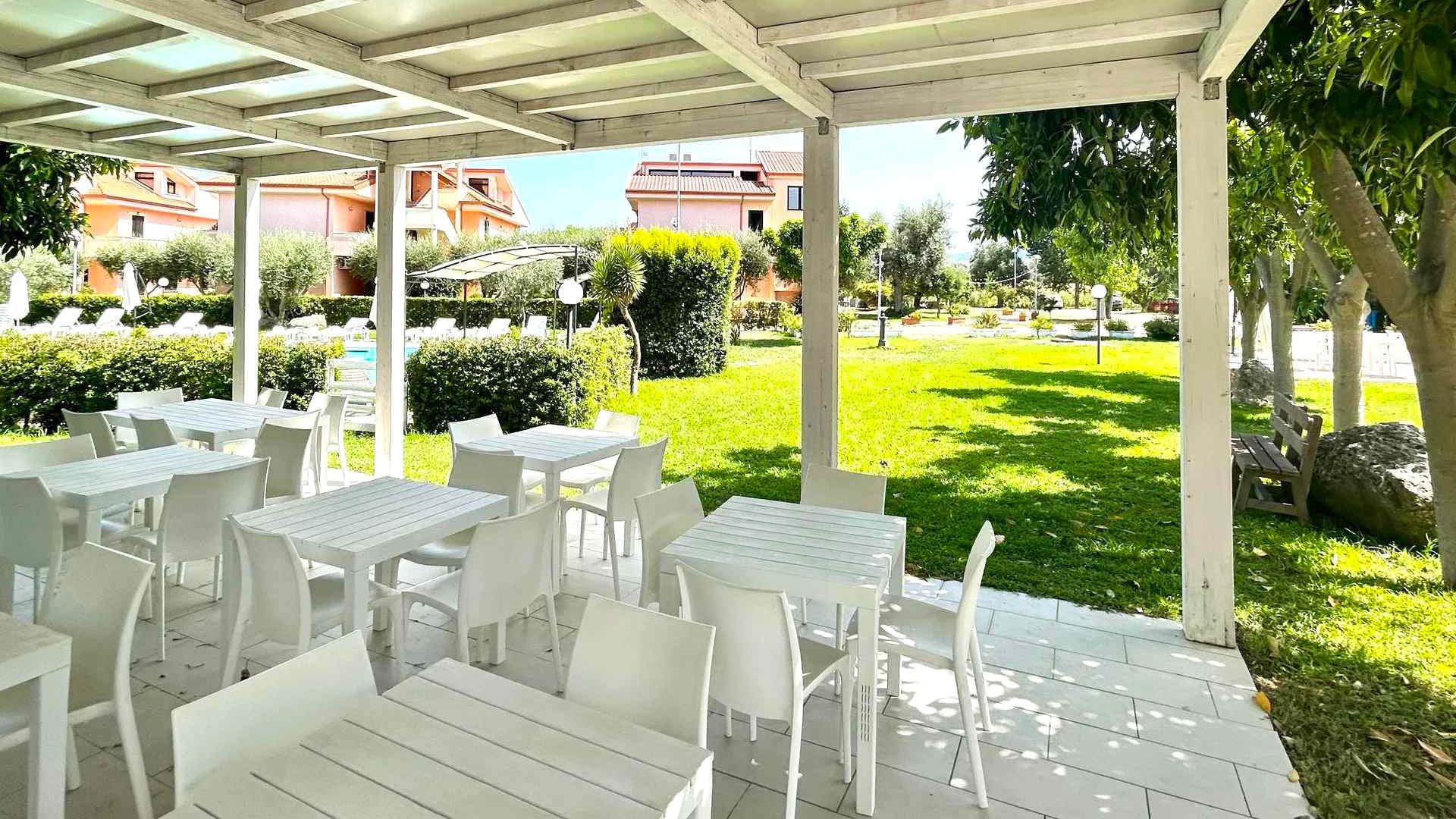 Hotel Park Village