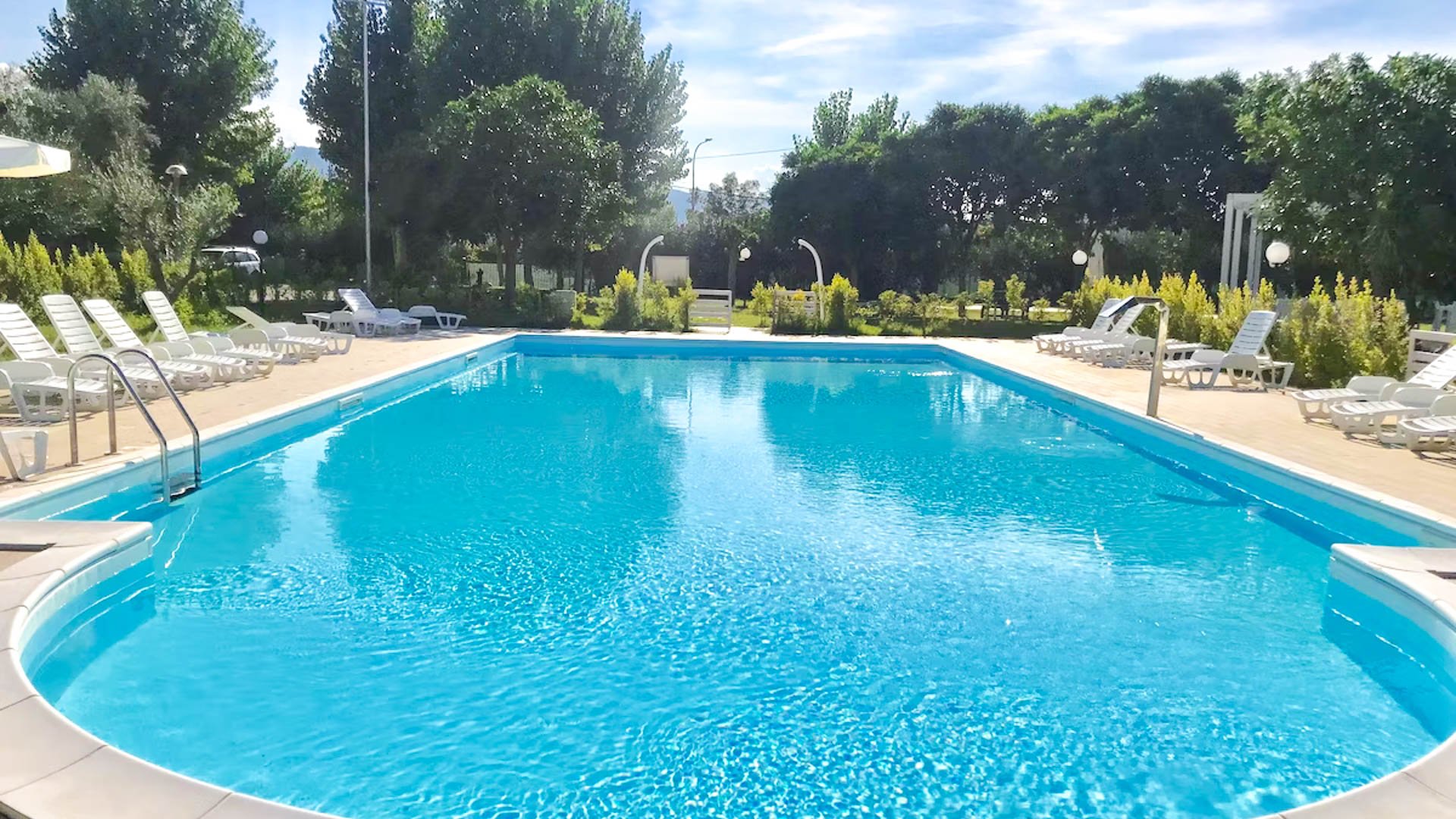Hotel Park Village