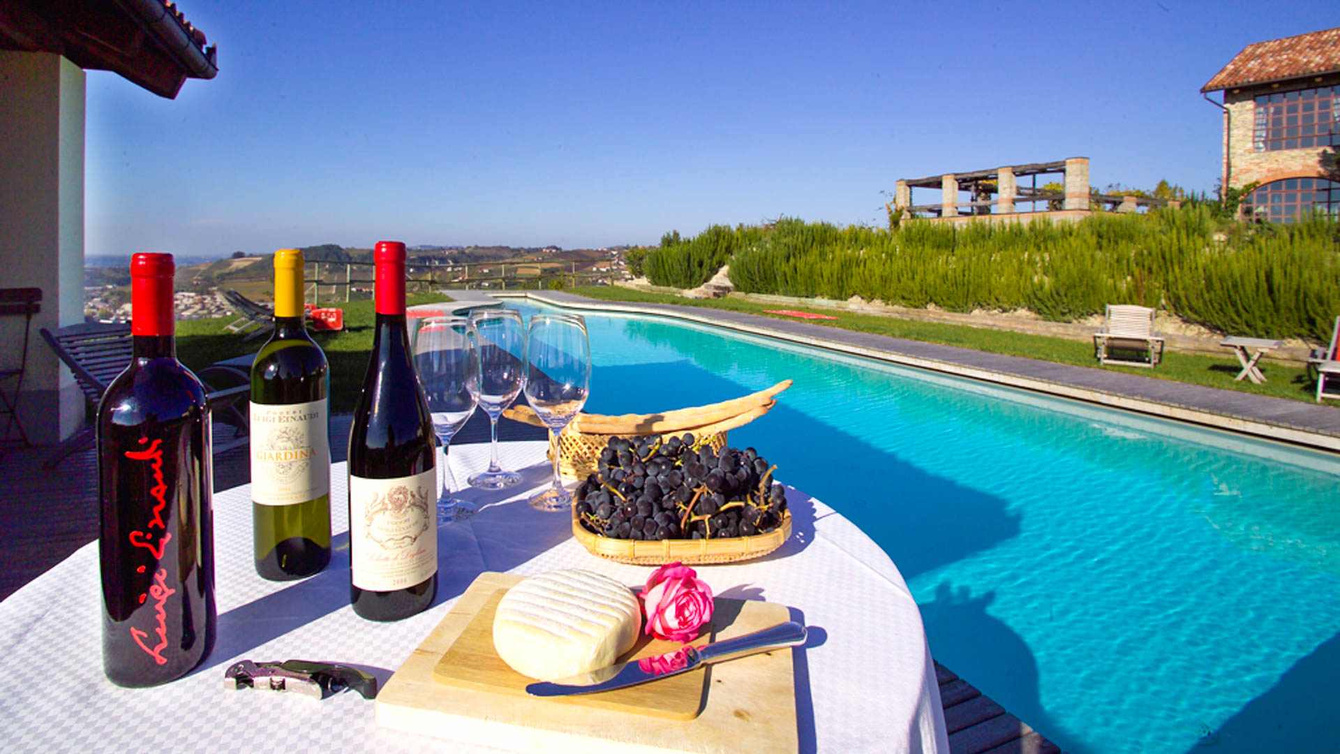 Hotel Poderi Luigi Einaudi