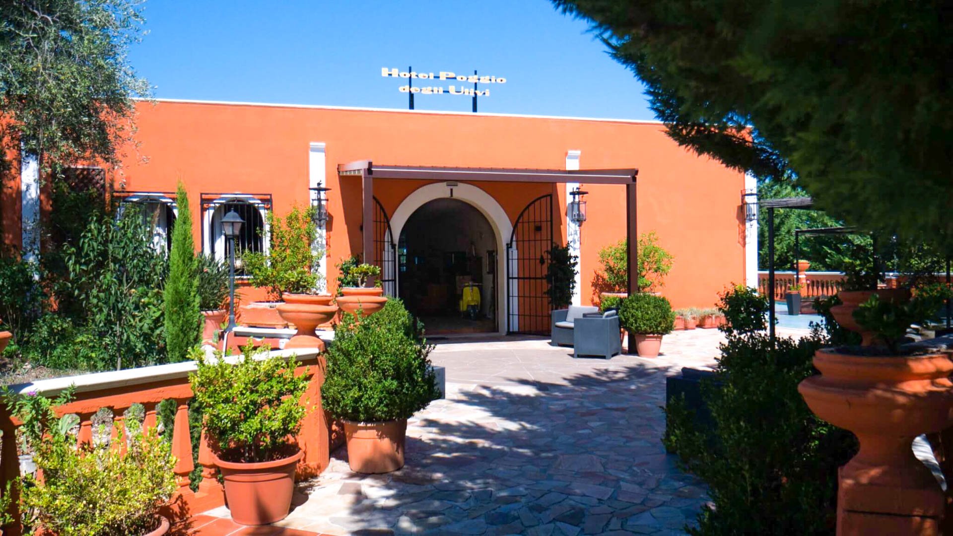 Hotel Poggio Degli Ulivi