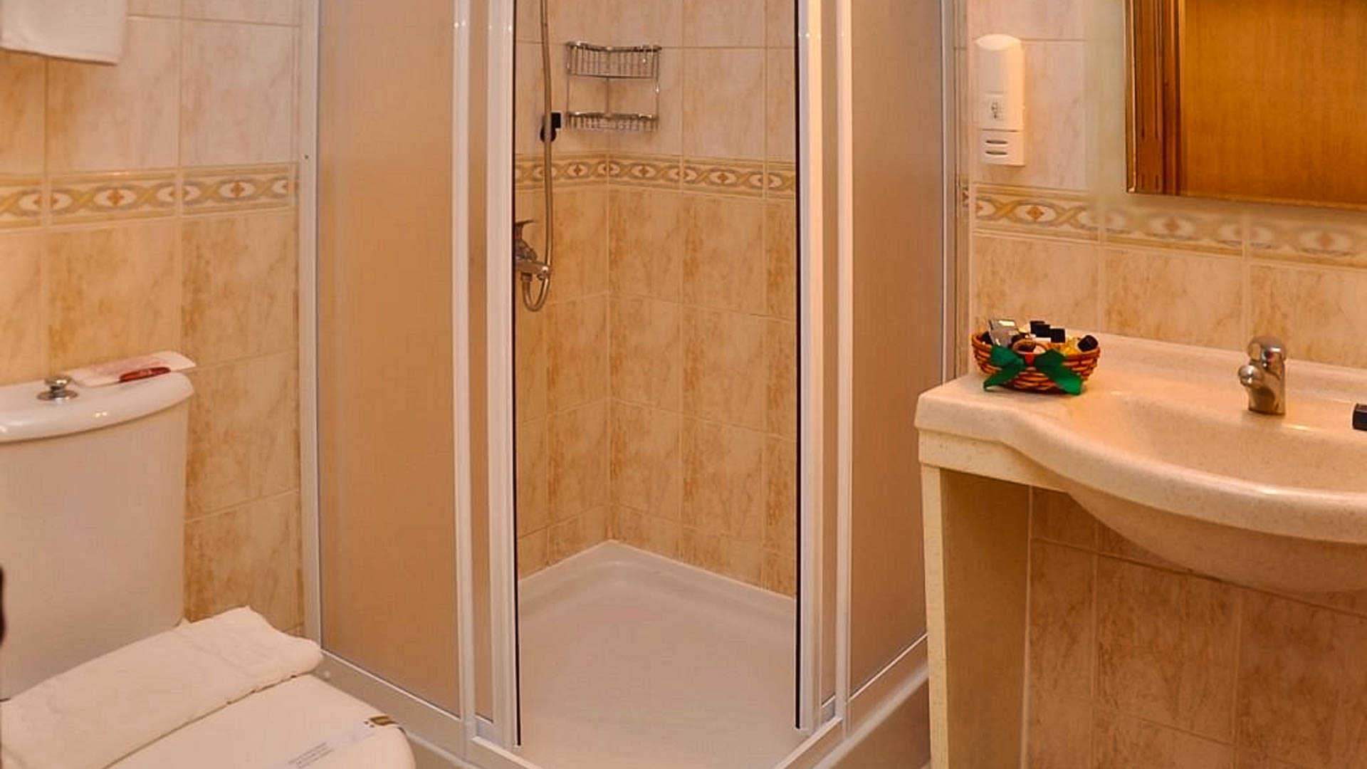 Hotel Tiana Beach Resort