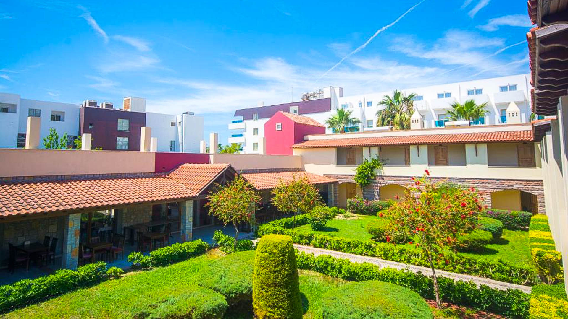 Hotel Tiana Beach Resort