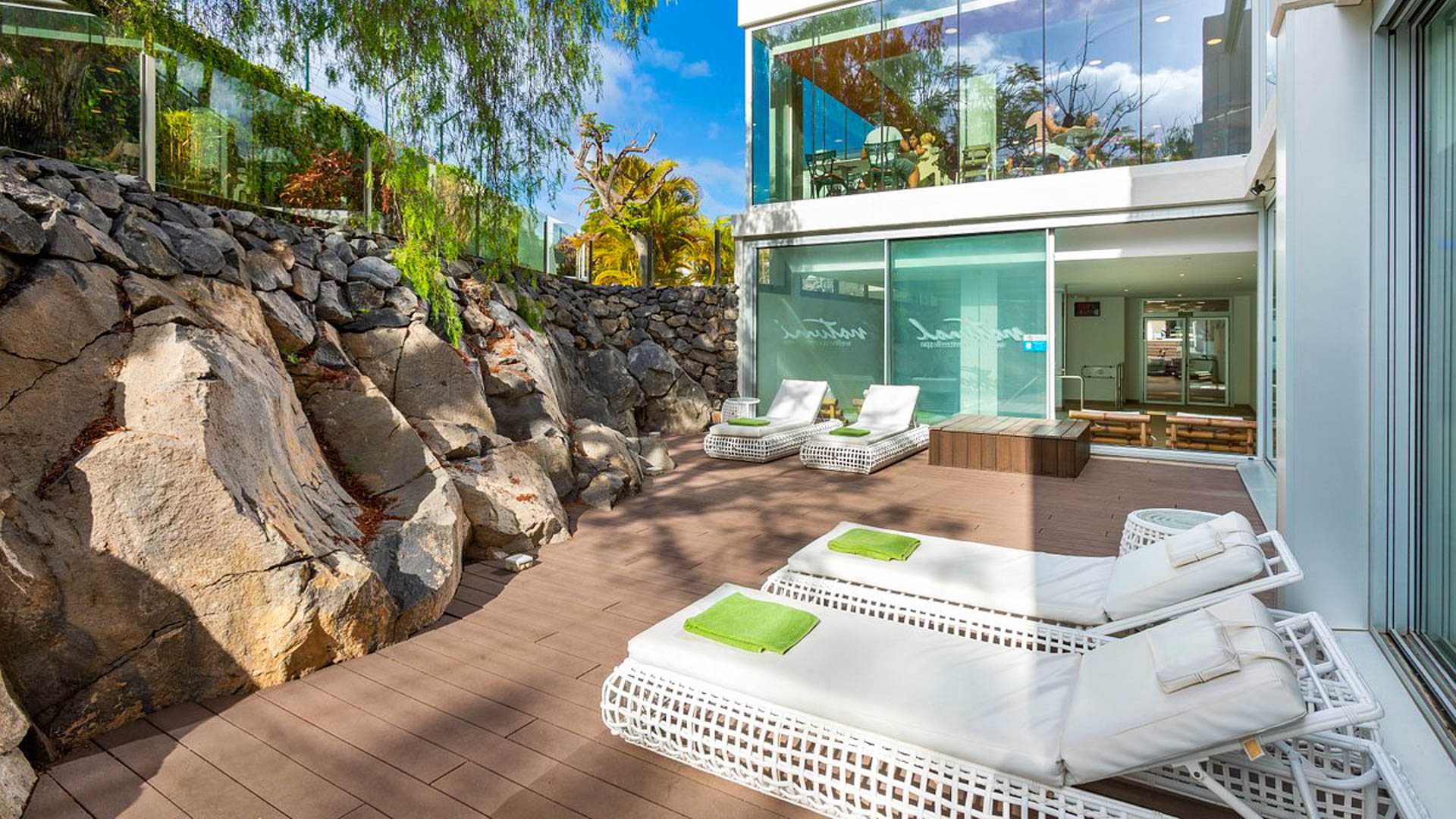 Alexandre Hotel Troya