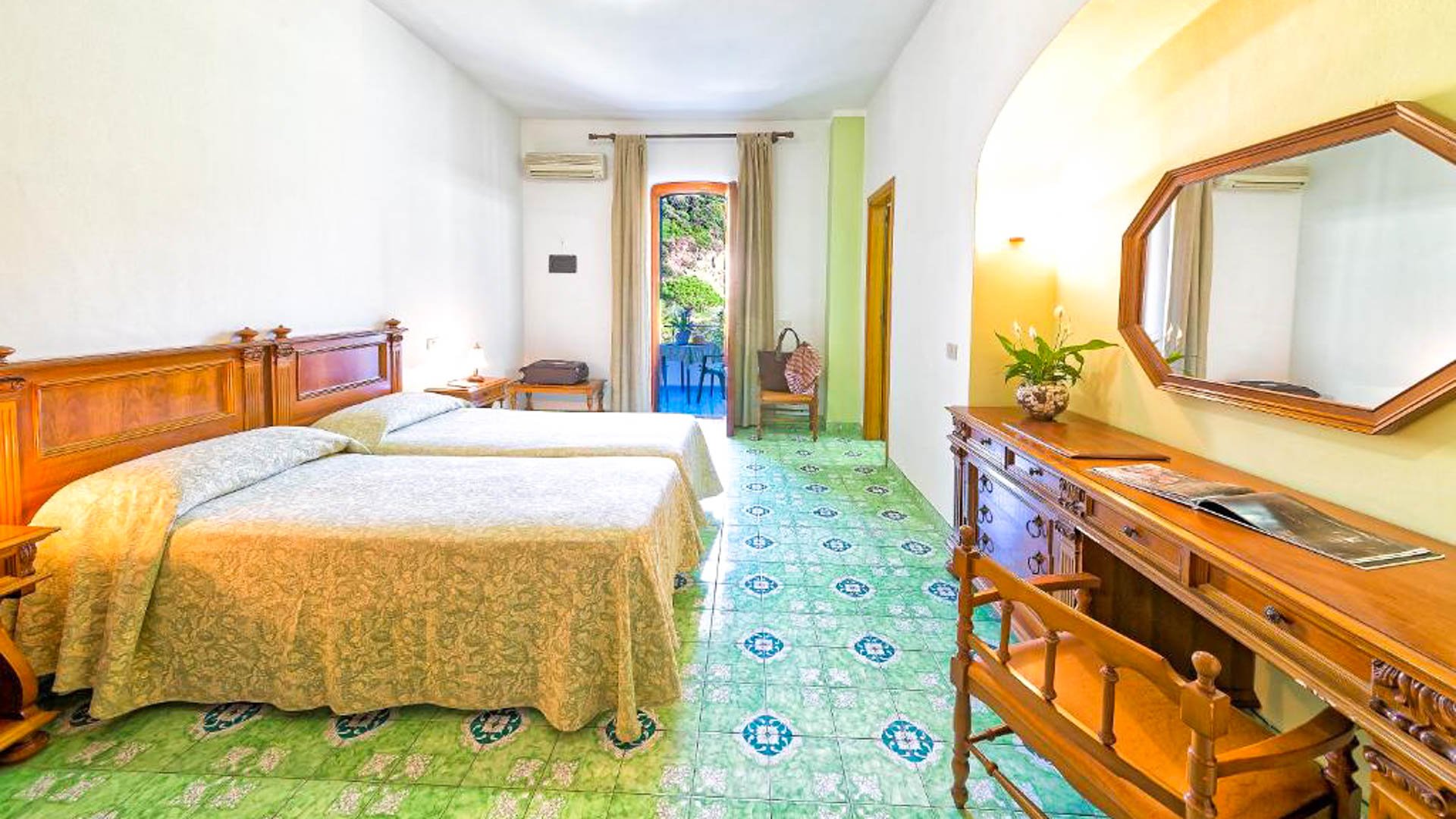 Hotel Zaro