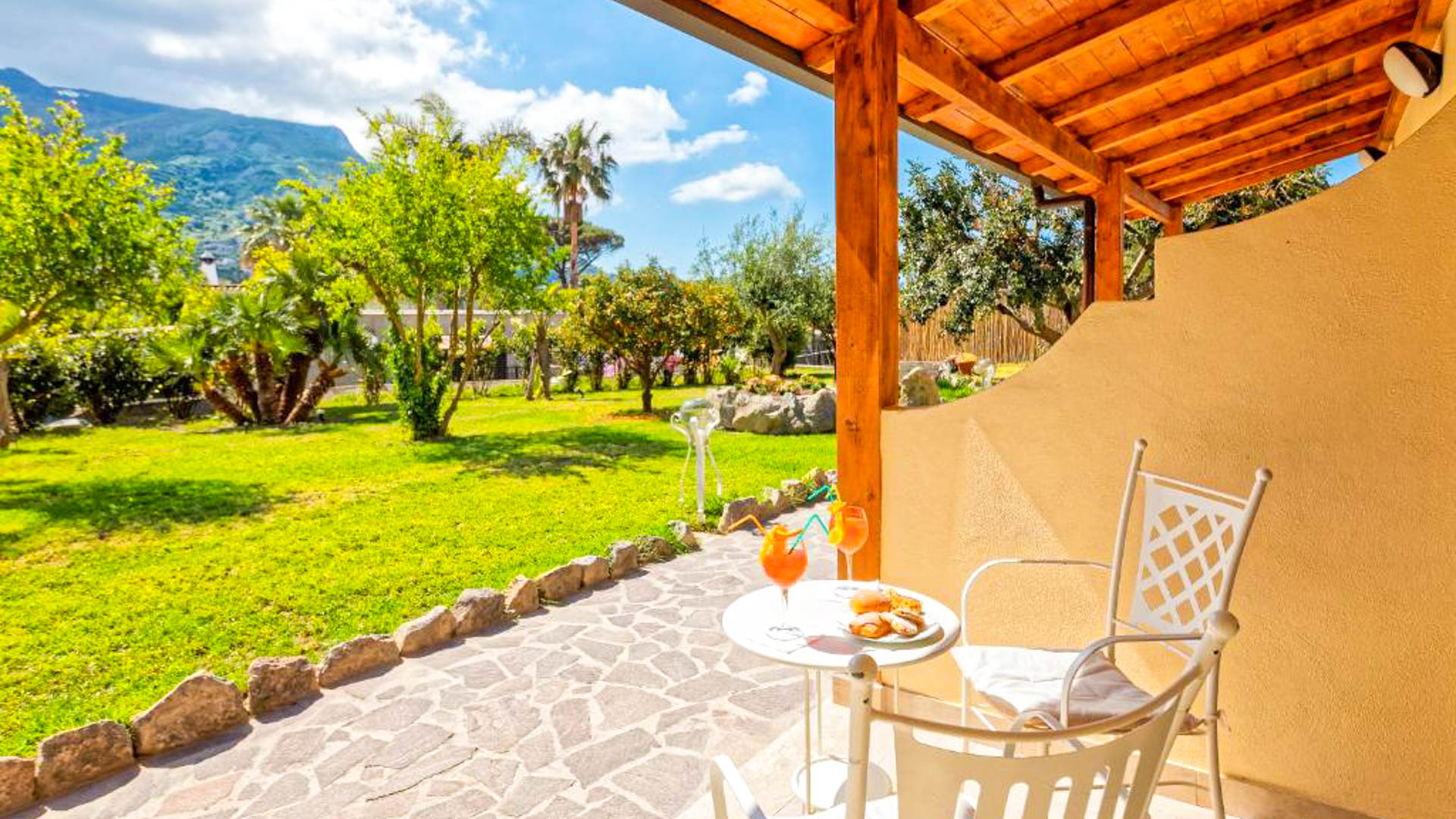 Hotel Zaro
