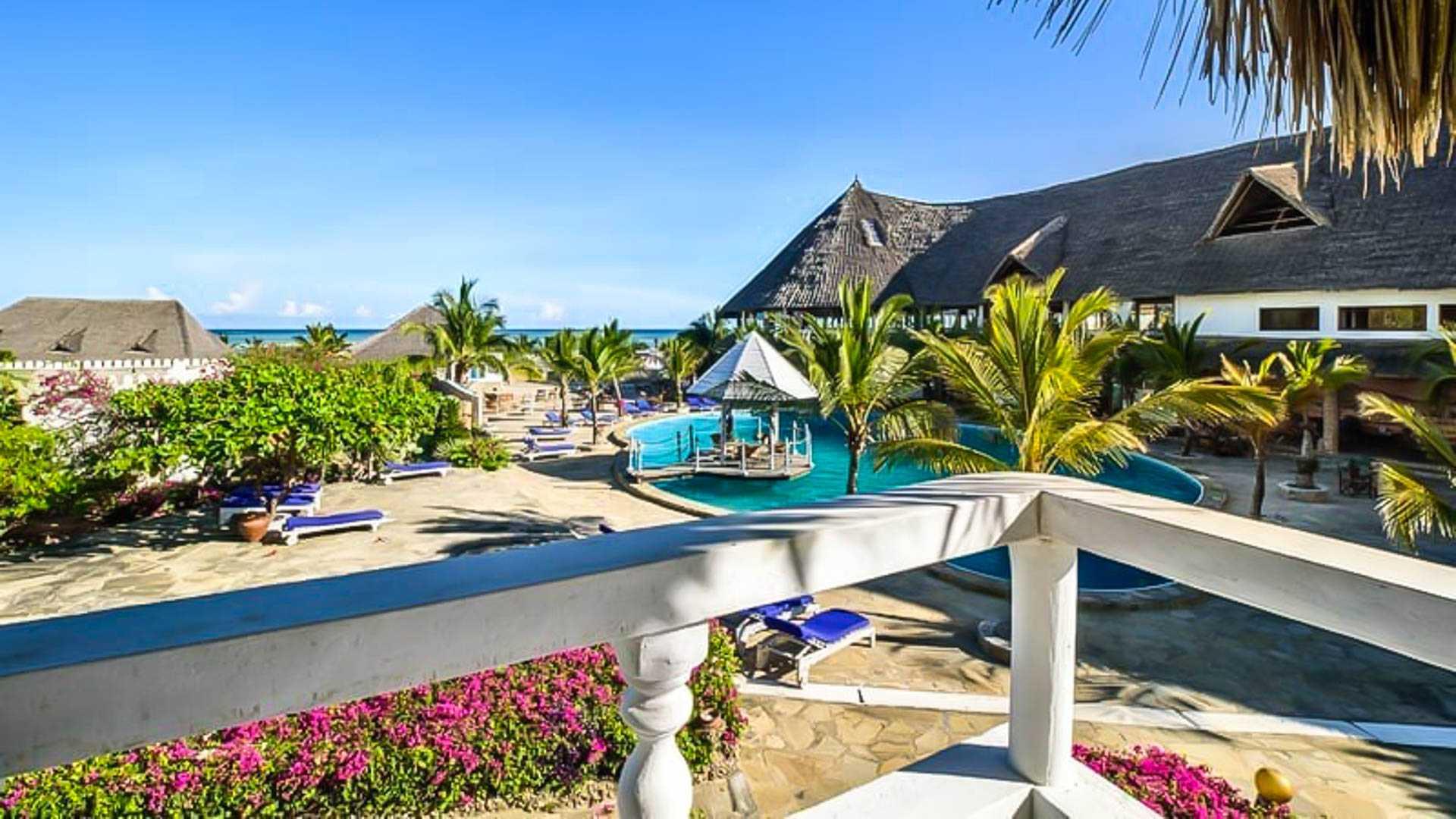 Jacaranda Beach Resort