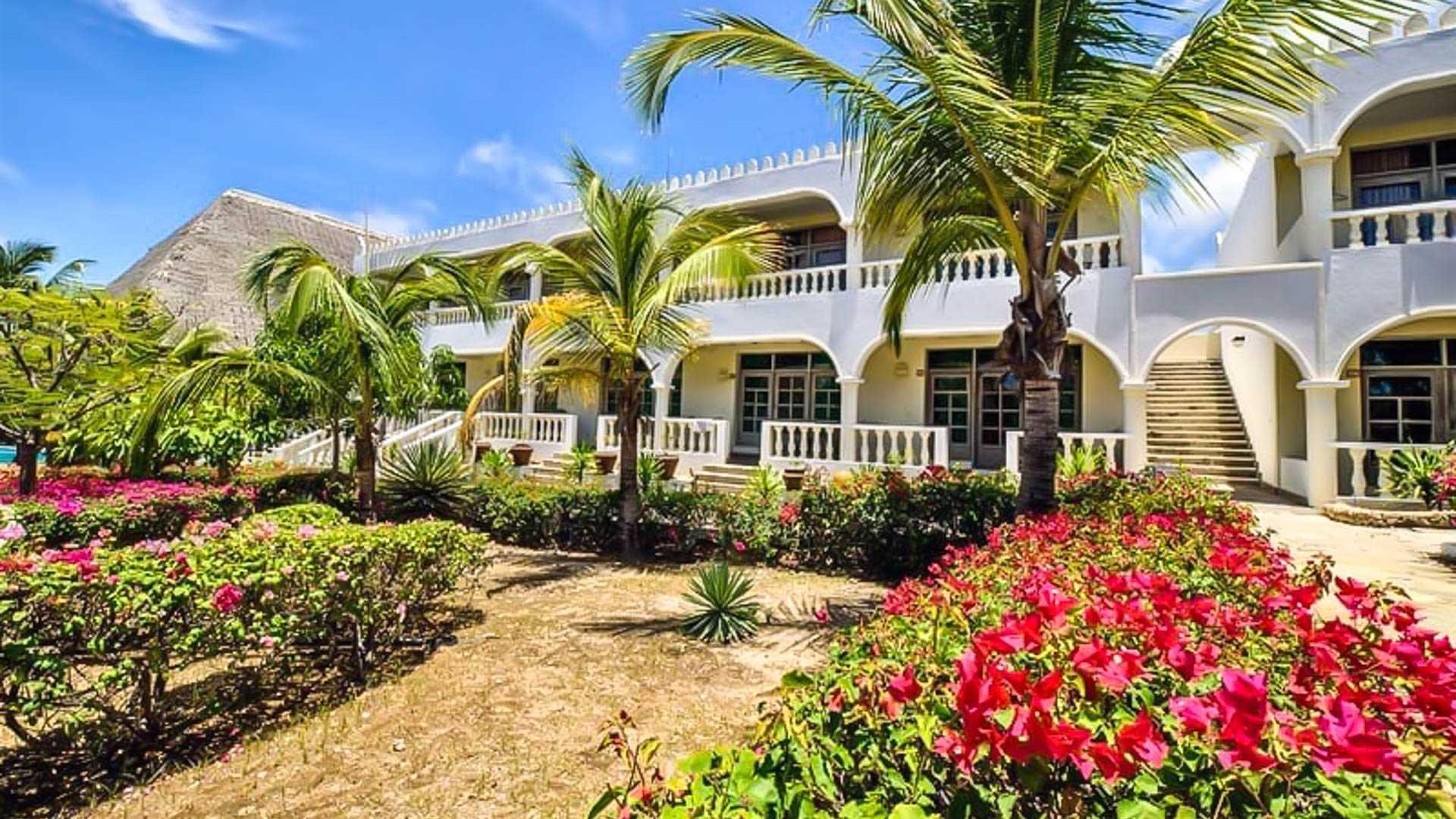 Jacaranda Beach Resort