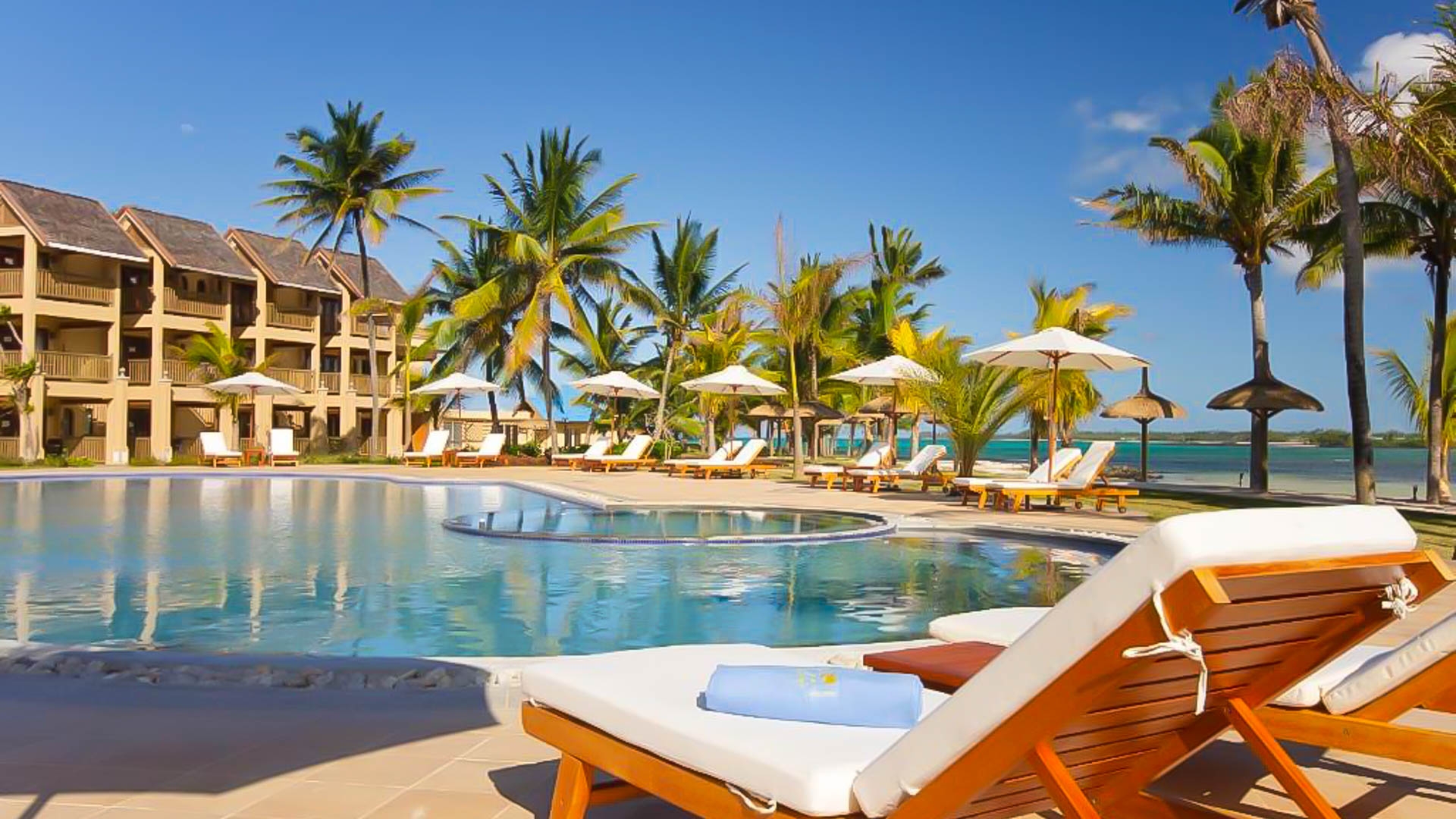 Jalsa Beach Hotel & Spa