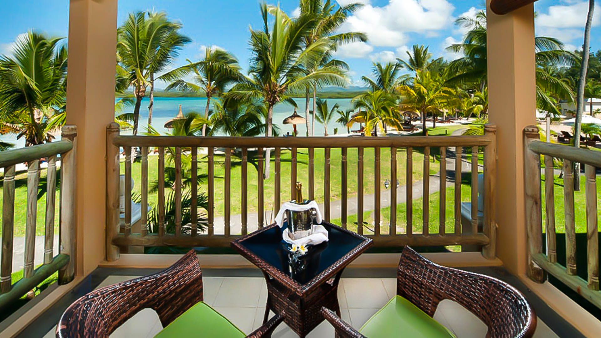 Jalsa Beach Hotel & Spa