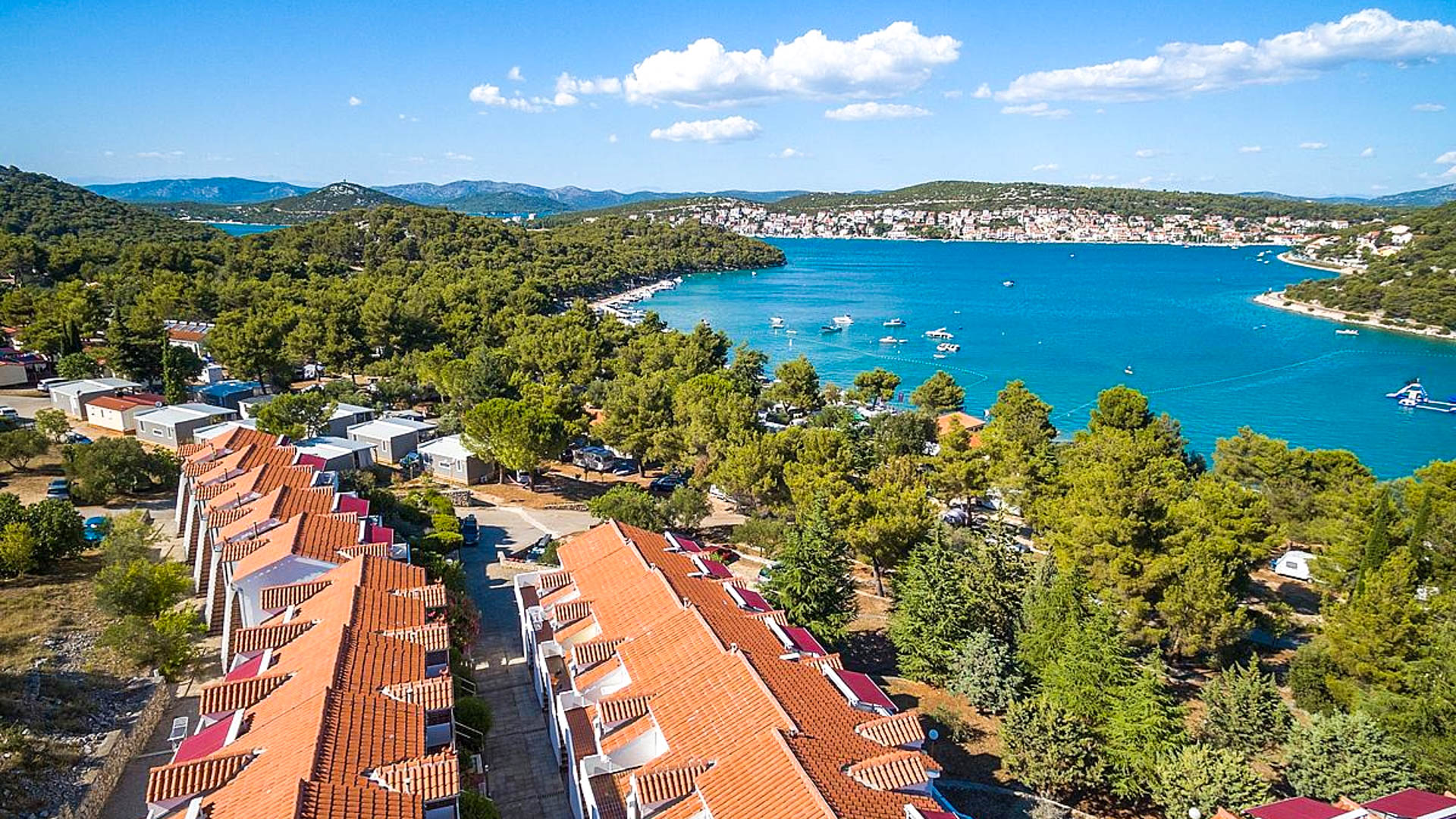Holiday Village Jezera