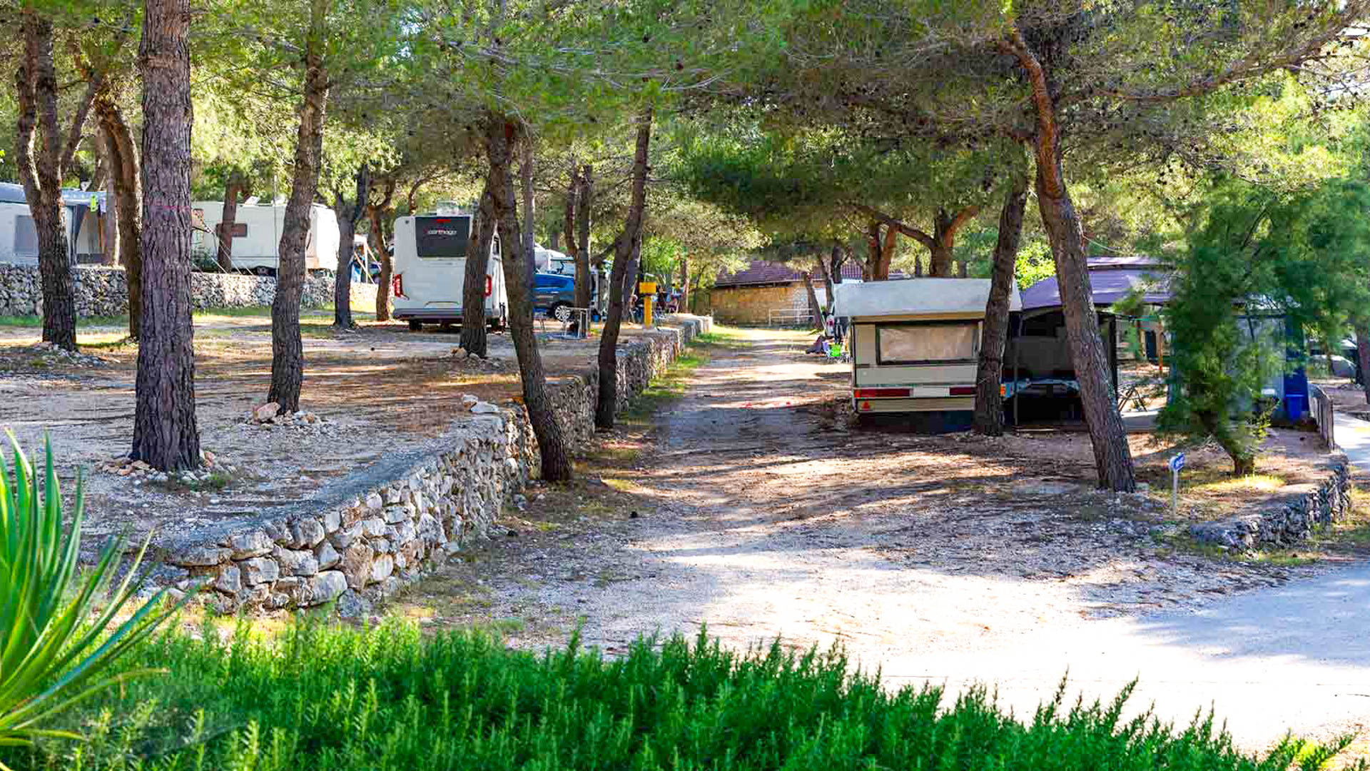 Holiday Village Jezera