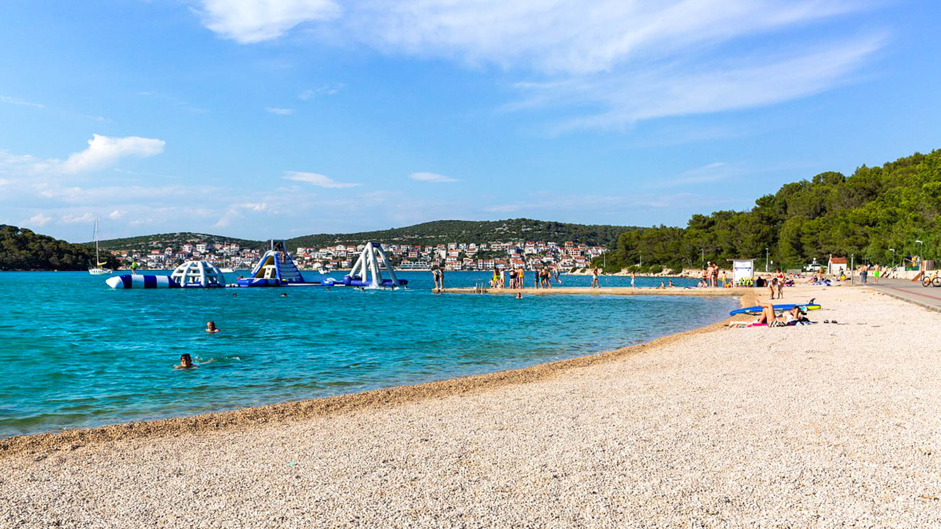 Holiday Village Jezera