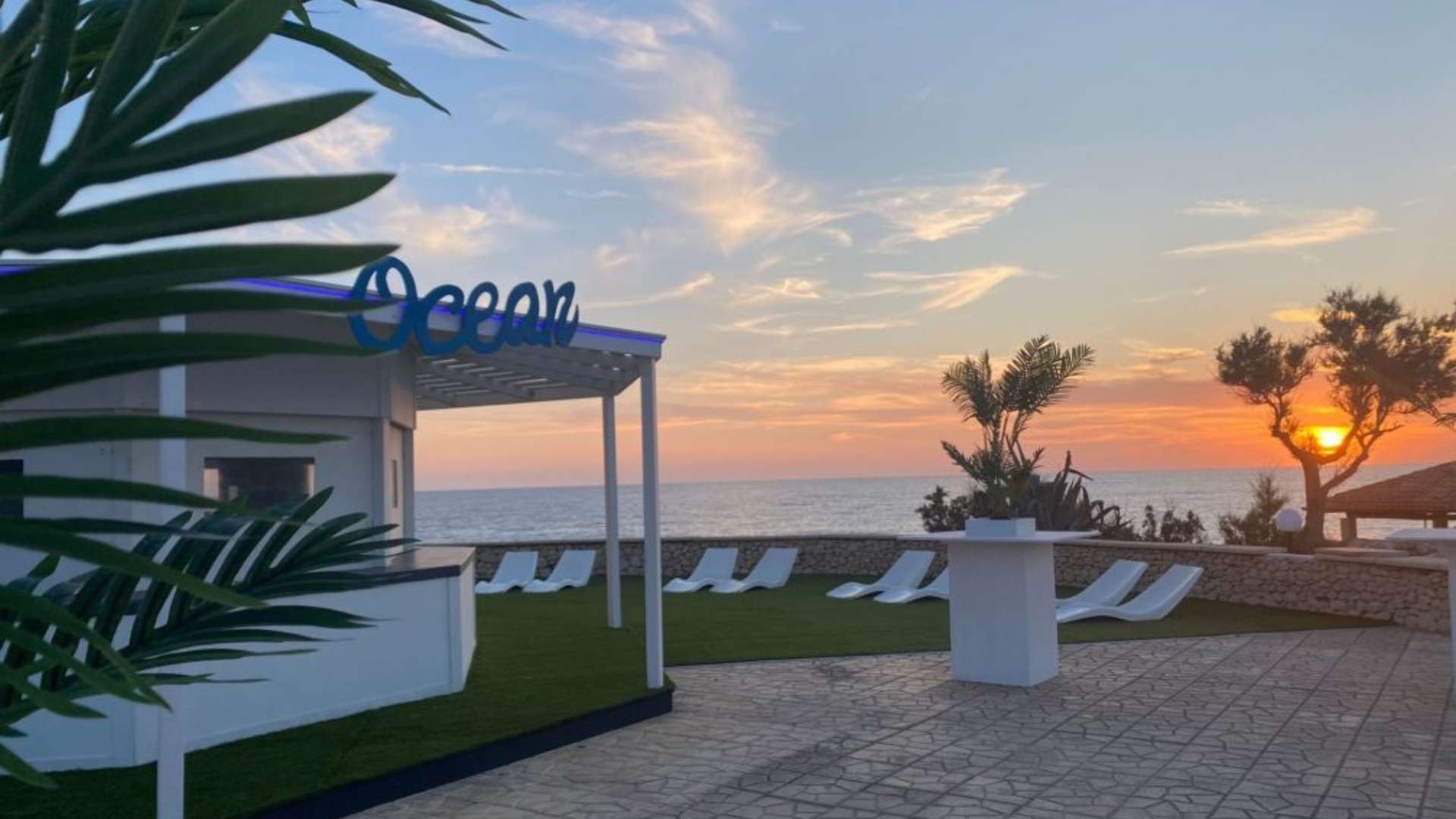 Kamarina Resort