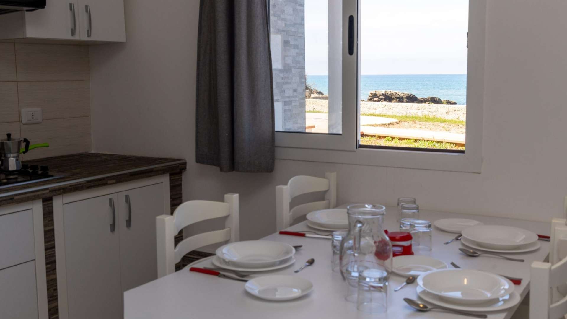 Kamarina Resort